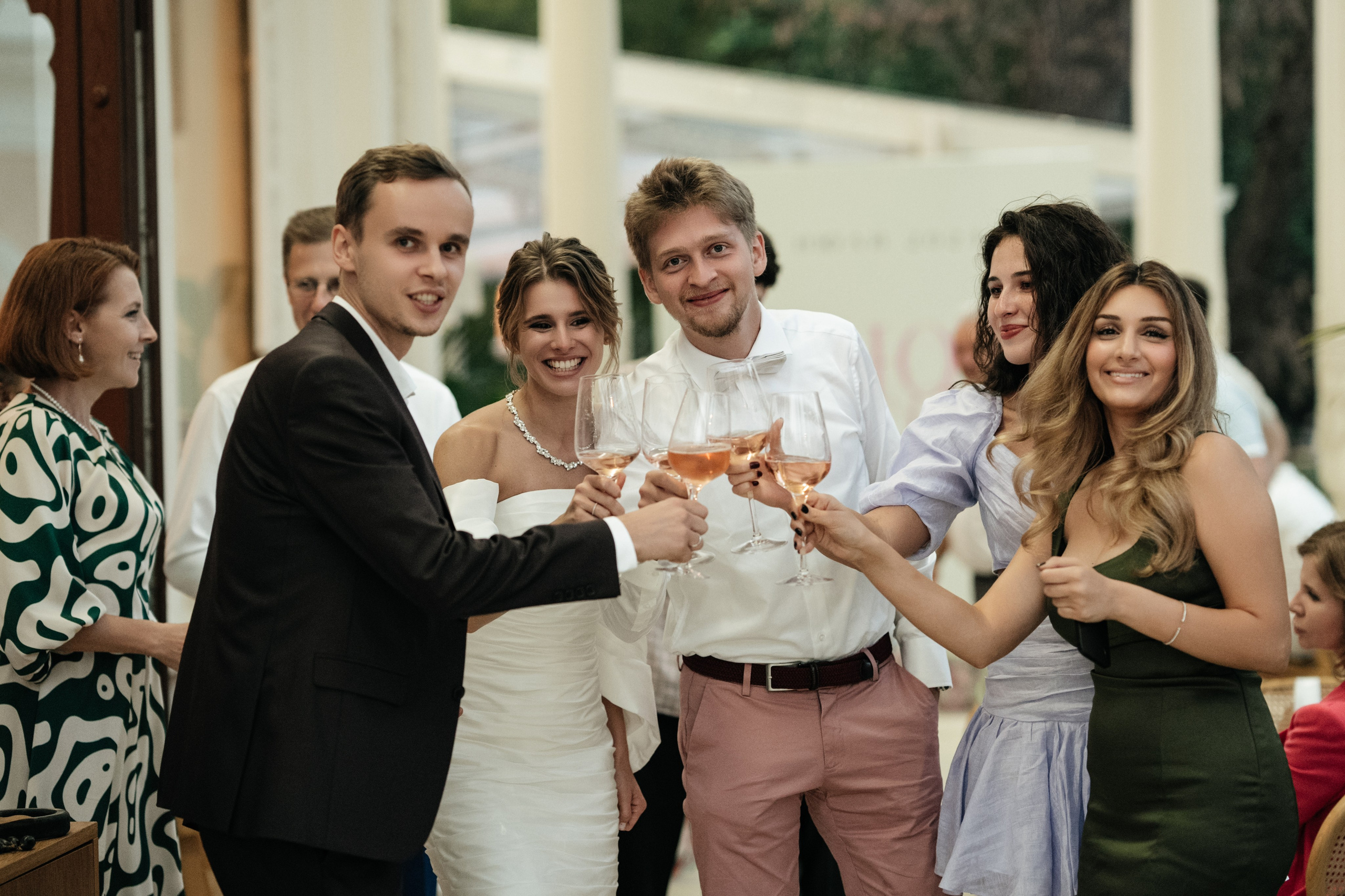 Ресторан Домик в саду, ВДНХ. Свадебный фотограф Москва Александра Аверкова