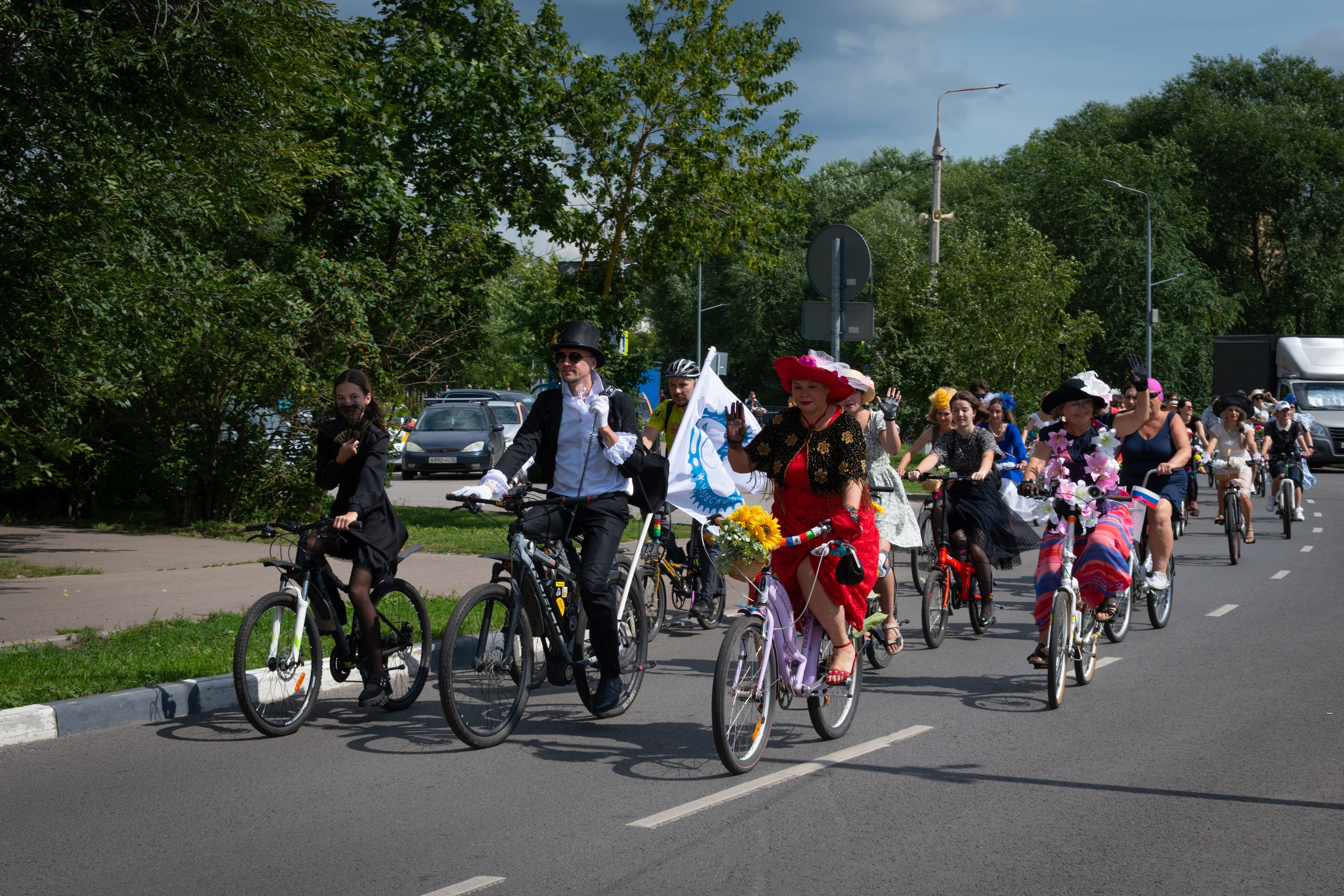 «Леди на велосипеде» — велопробег по г. Жуковскому 2025. Репортажный фотограф Сыбер Мартти