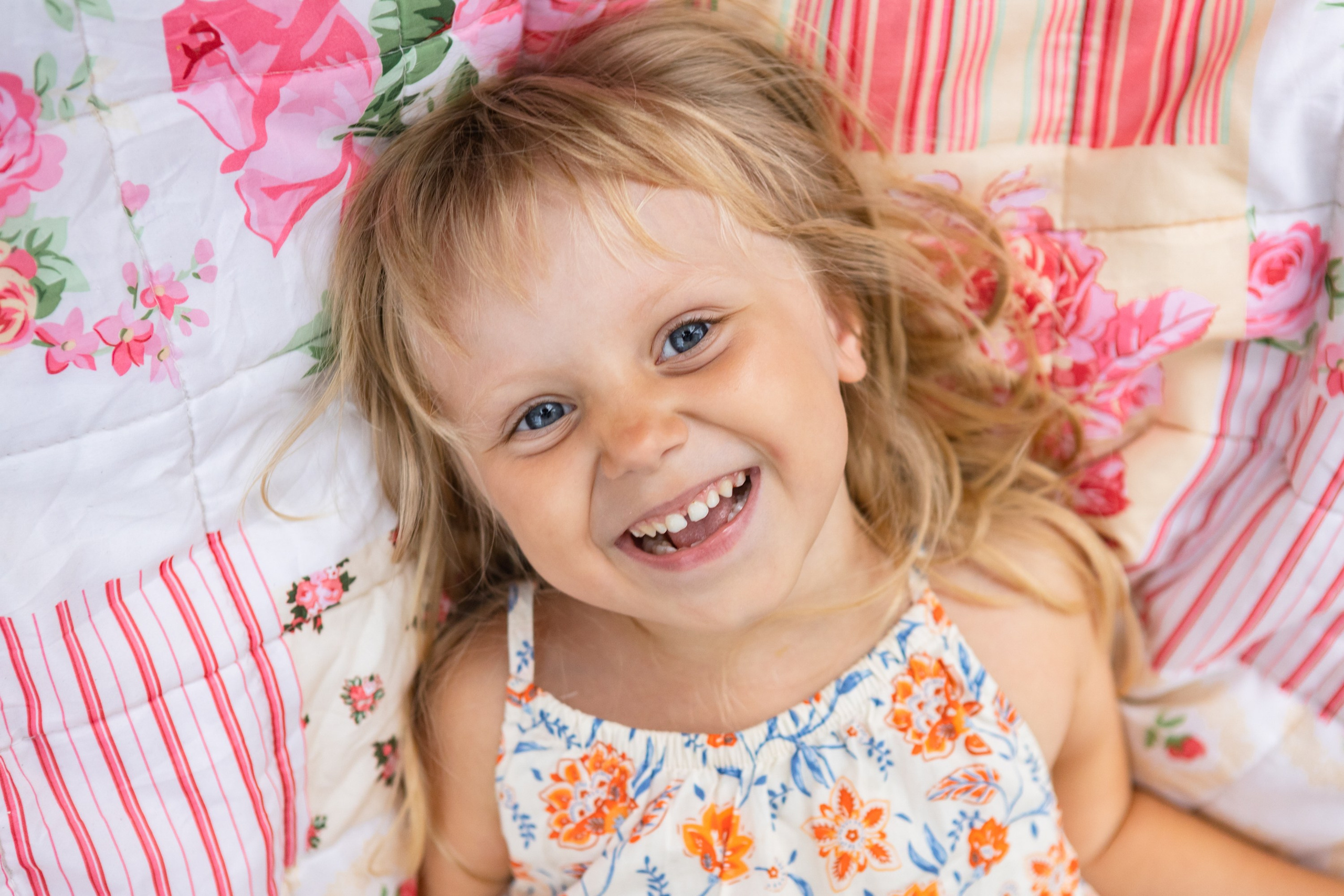 Семейная фотосессия на даче. Фотограф в Оренбурге. Профессиональный фотограф