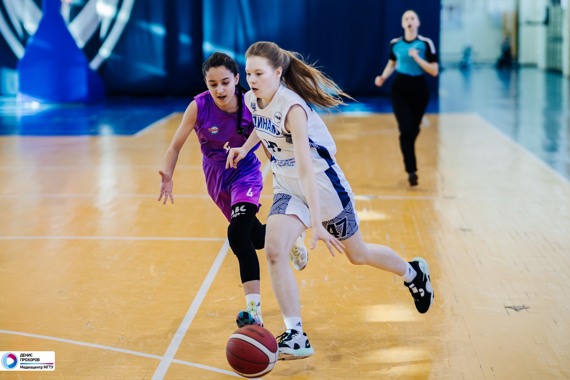 Соревнования по баскетболу среди девушек до 16 лет / 04.02.24. Денис Прохоров Фотограф в г. Магнитогорск
