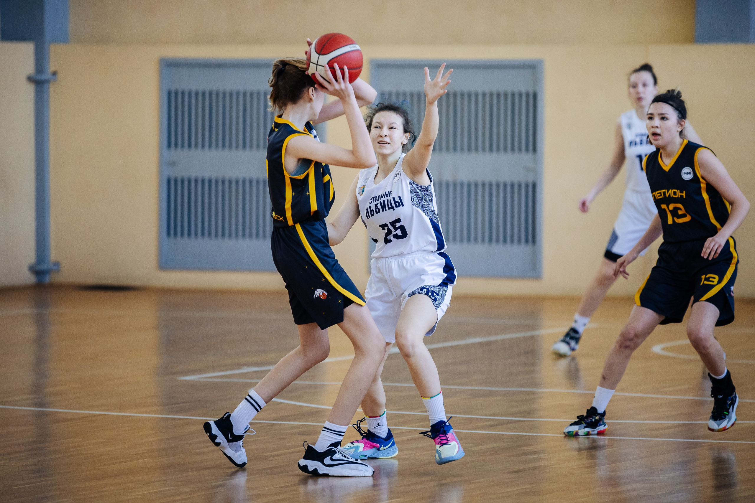 Баскетбол ПЕРВЕНСТВО ЧЕЛЯБИНСКОЙ ОБЛАСТИ // 08.04.24. Денис Прохоров Фотограф в г. Магнитогорск