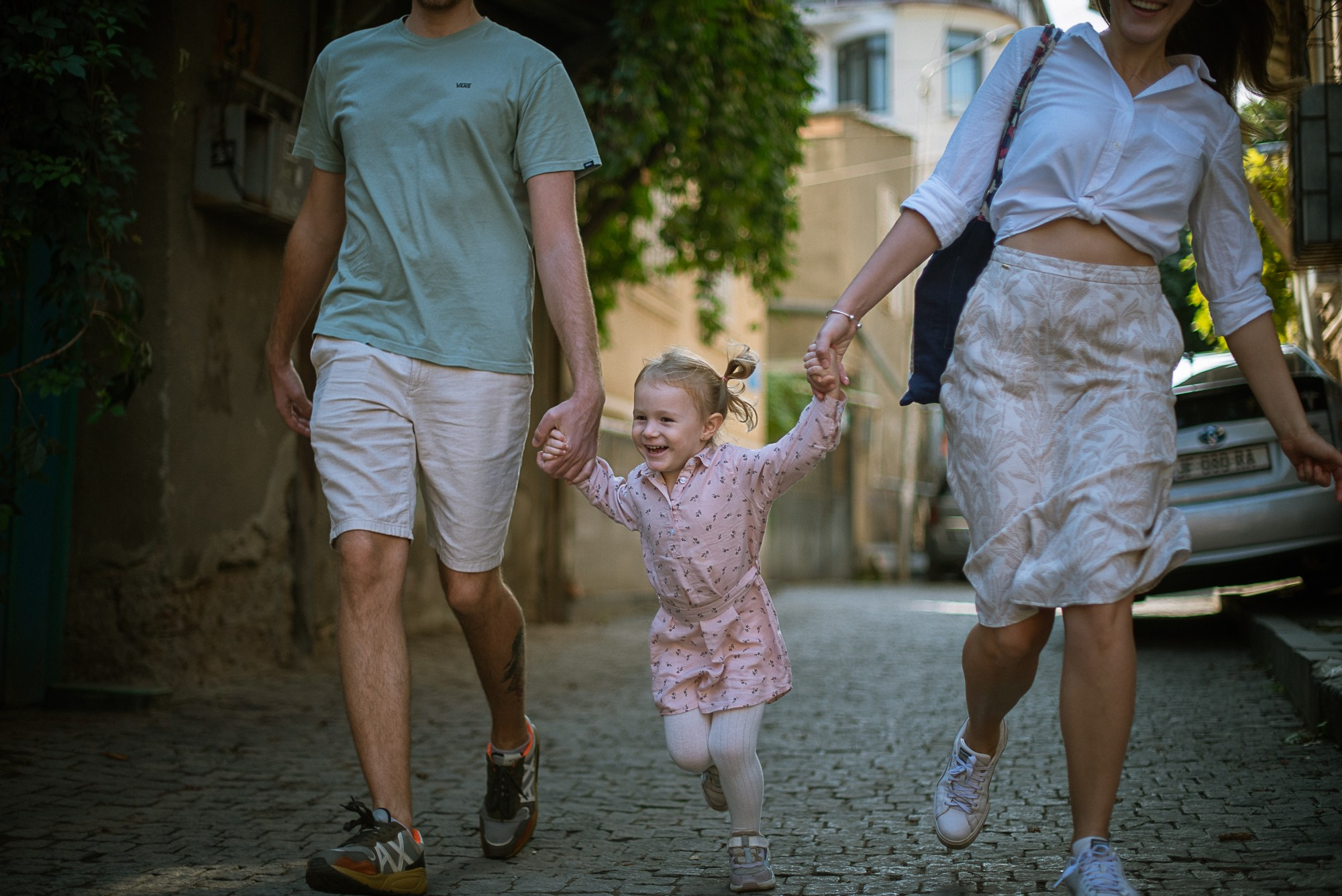 Family Paths in Tbilisi. Documentary family photography in Barcelona and beyond