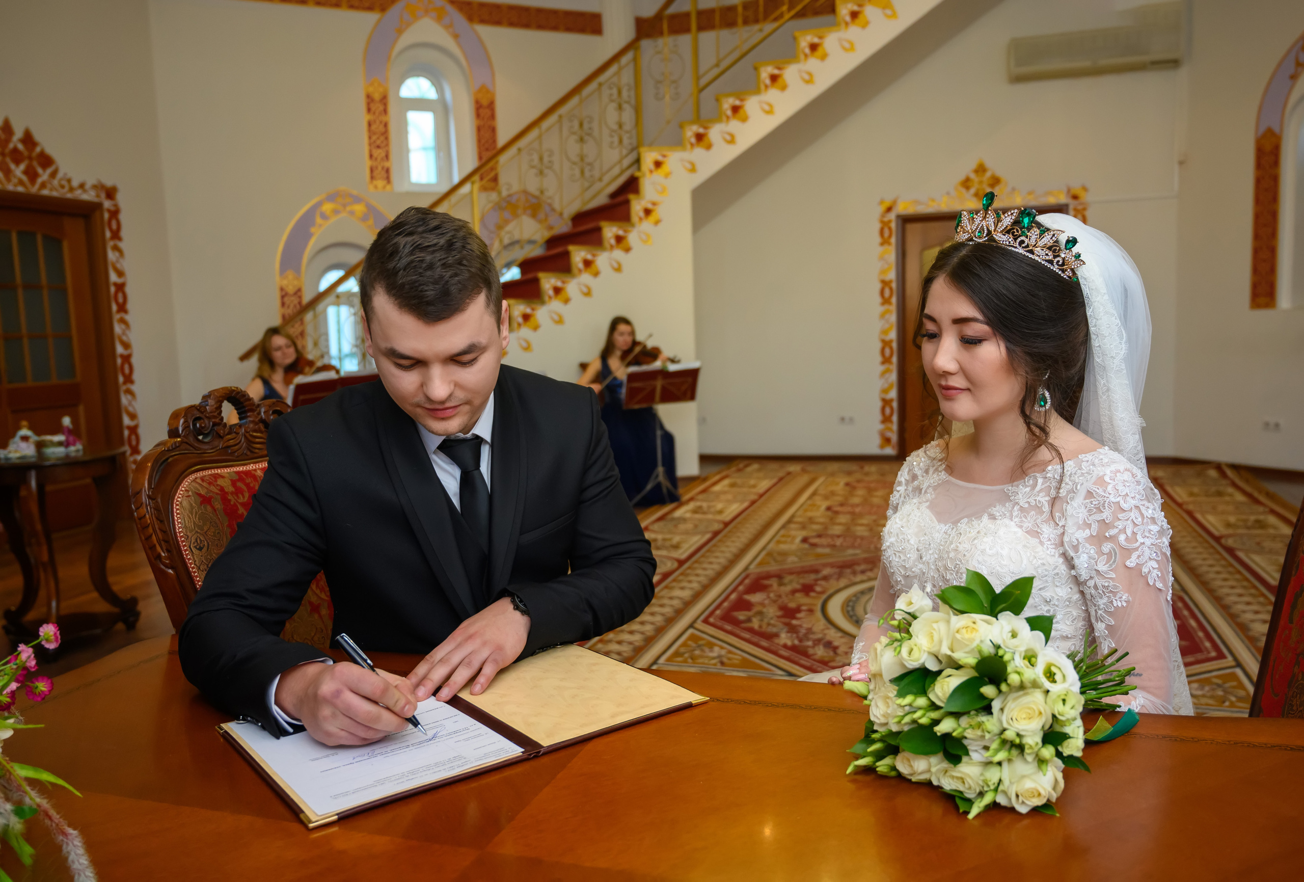 Роберт & Анара. Семейный и контент фотограф в Москве Alira