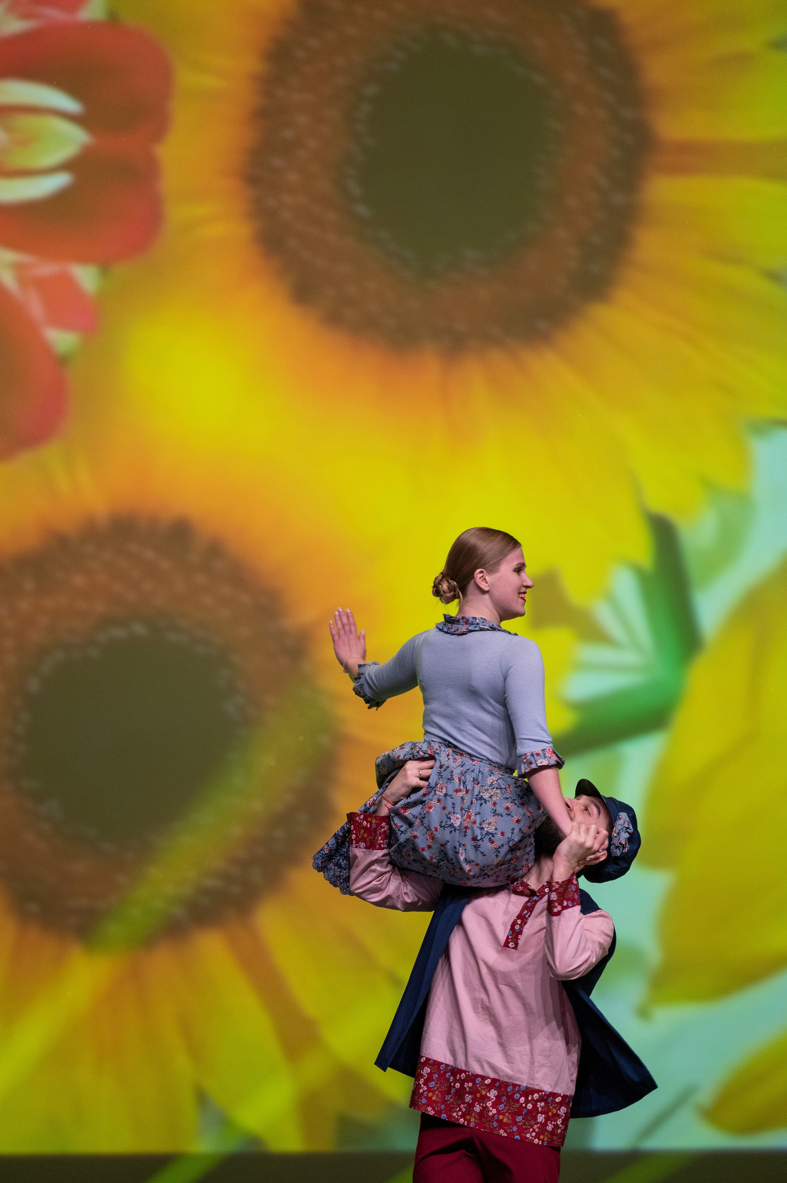 Звезды над Москвой-Кремль. Семейный и контент фотограф в Москве Alira