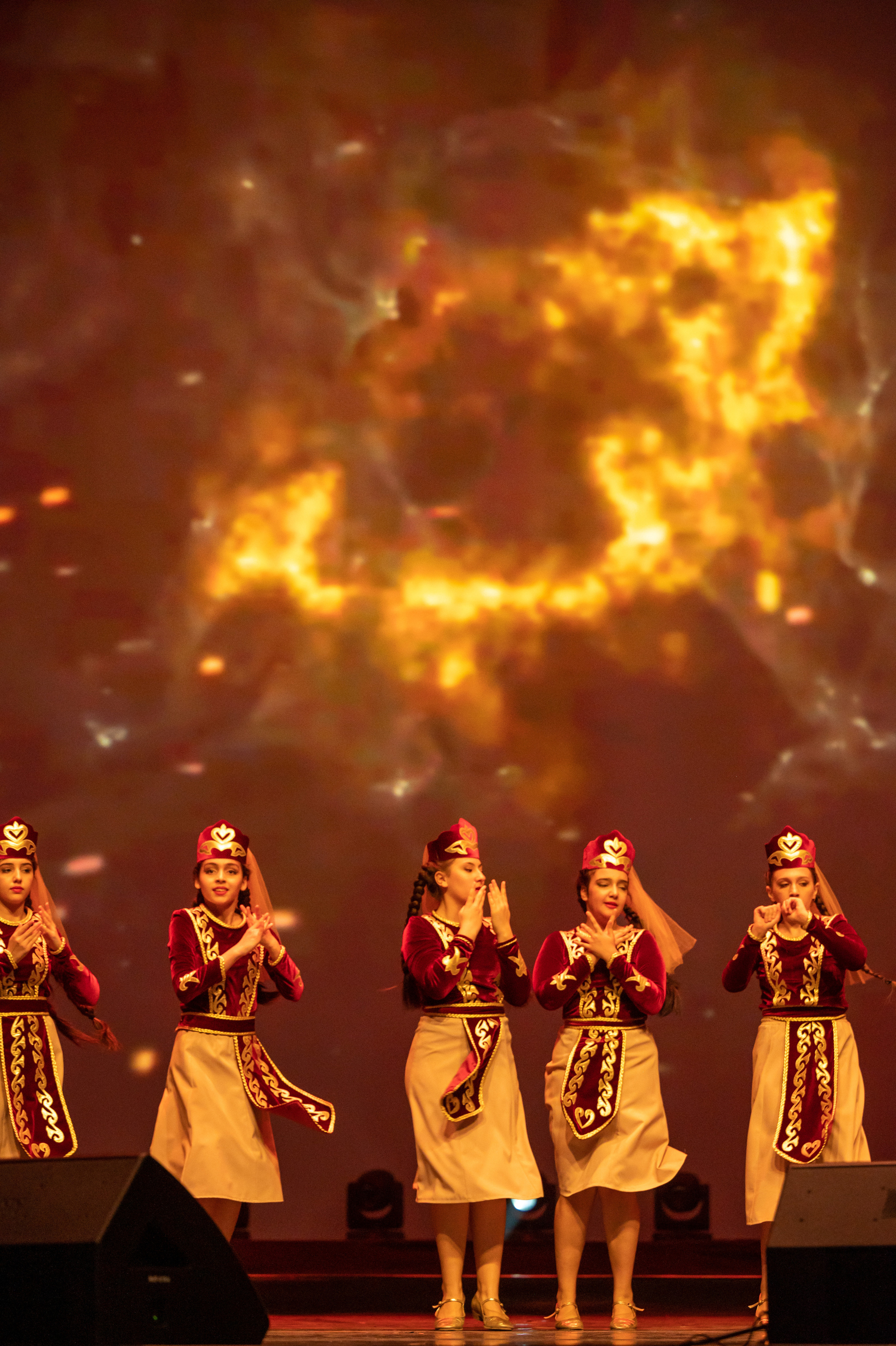 Звезды над Москвой-Кремль. Семейный и контент фотограф в Москве Alira