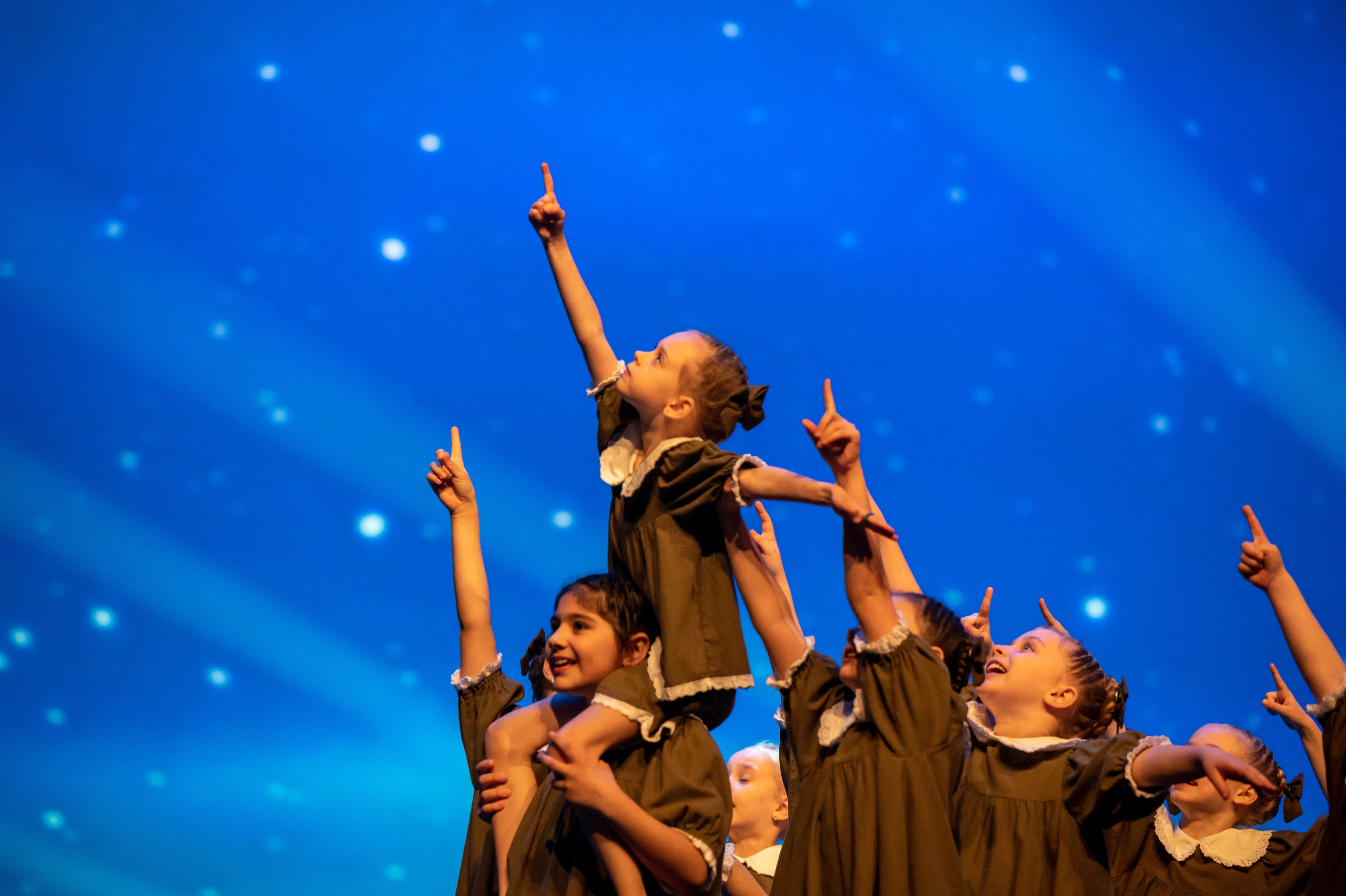 Звезды над Москвой-Кремль. Семейный и контент фотограф в Москве Alira