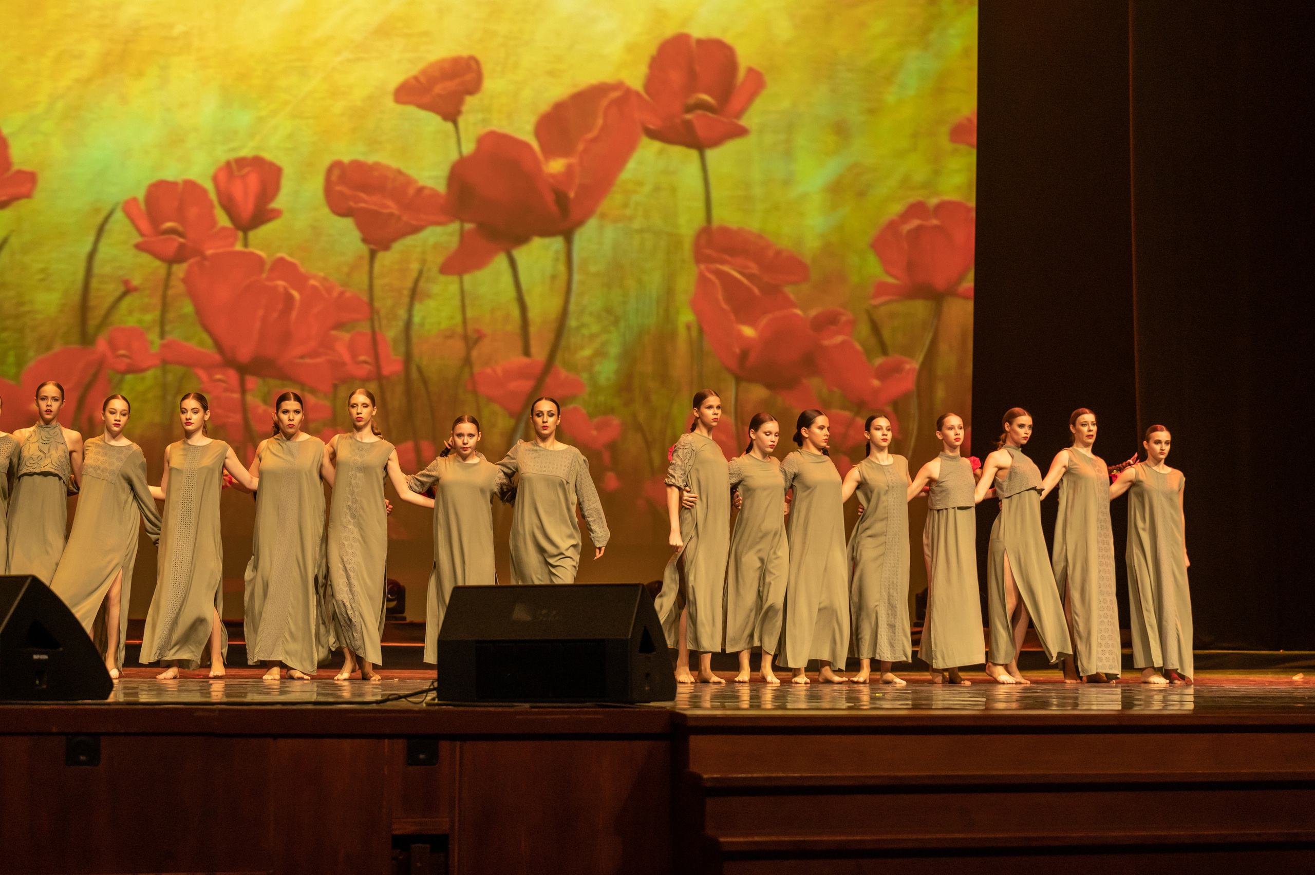 Звезды над Москвой-Кремль. Семейный и контент фотограф в Москве Alira