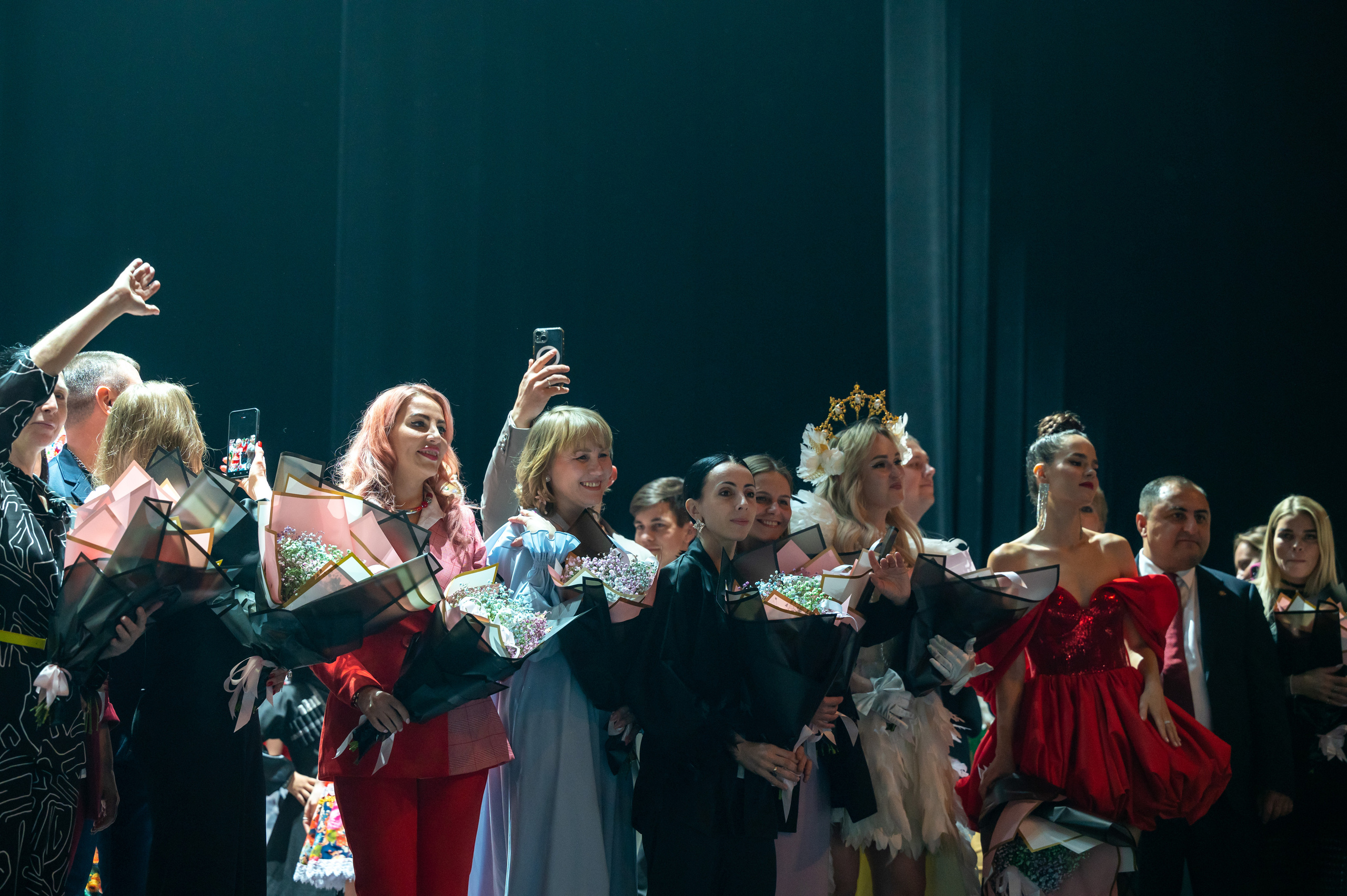 Звезды над Москвой-Кремль. Семейный и контент фотограф в Москве Alira