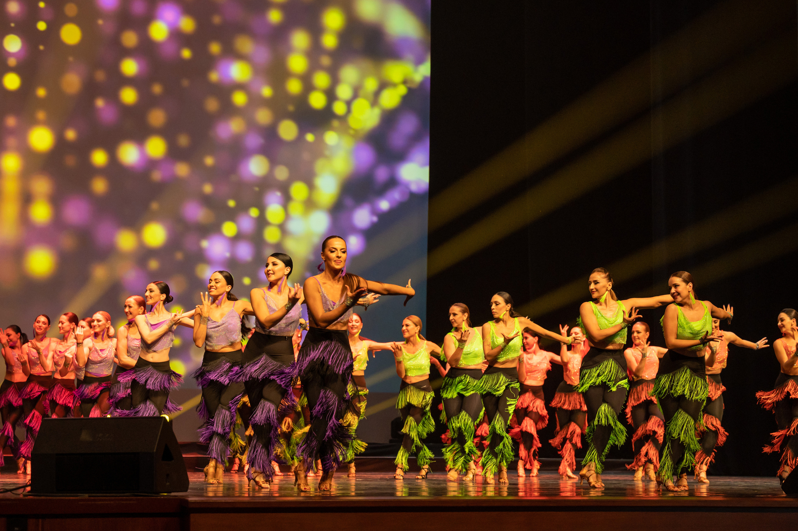 Звезды над Москвой-Кремль. Семейный и контент фотограф в Москве Alira