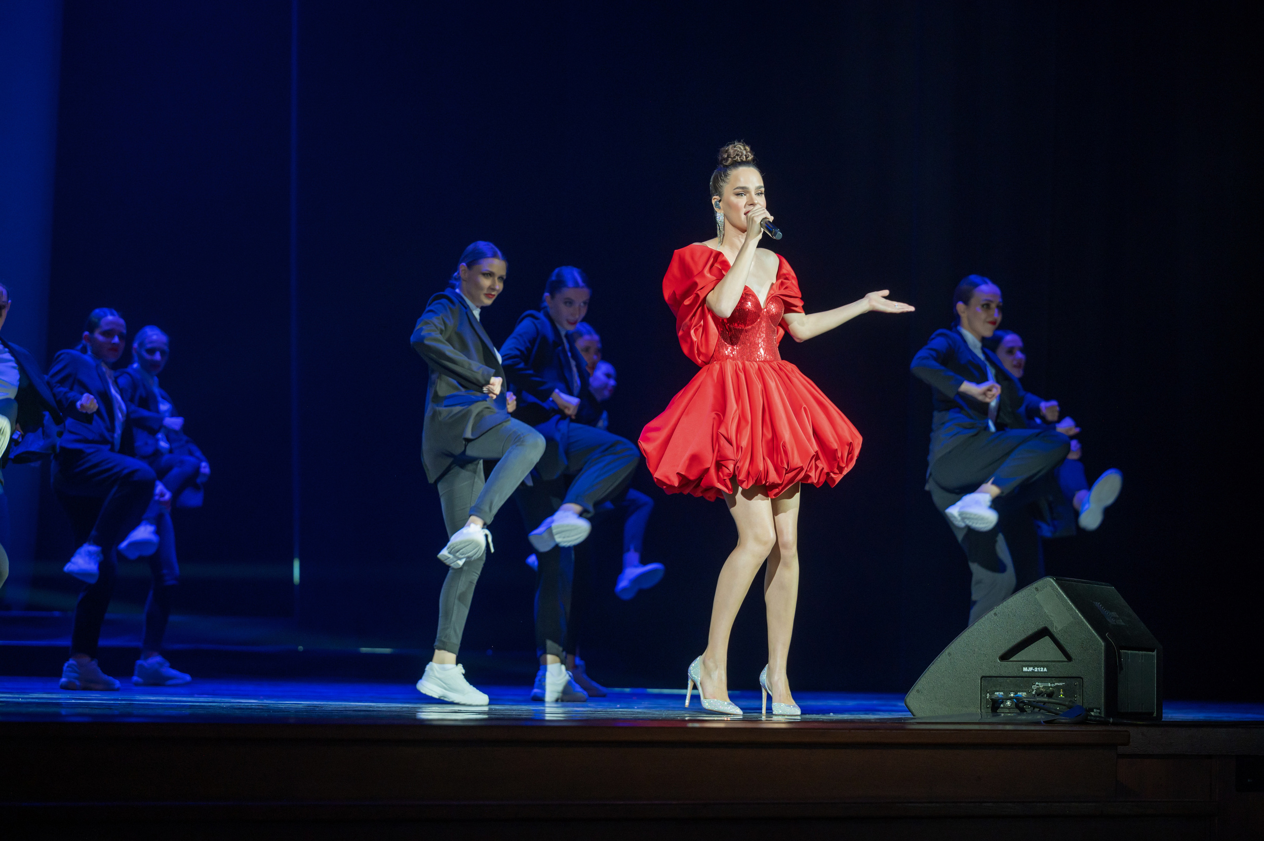 Звезды над Москвой-Кремль. Семейный и контент фотограф в Москве Alira