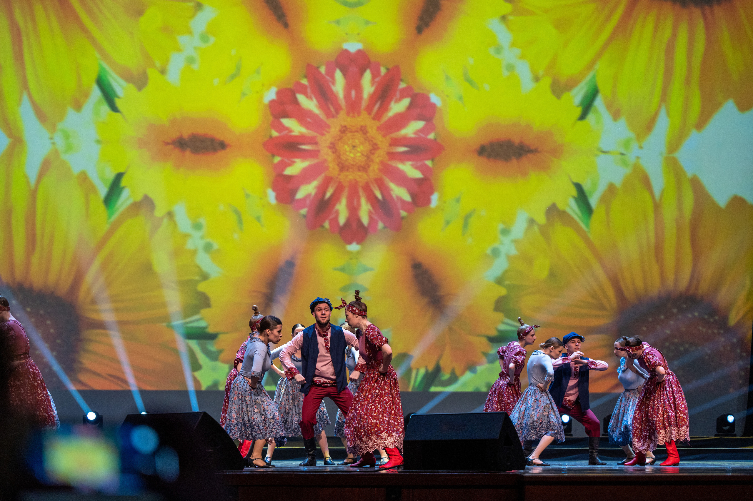 Звезды над Москвой-Кремль. Семейный и контент фотограф в Москве Alira