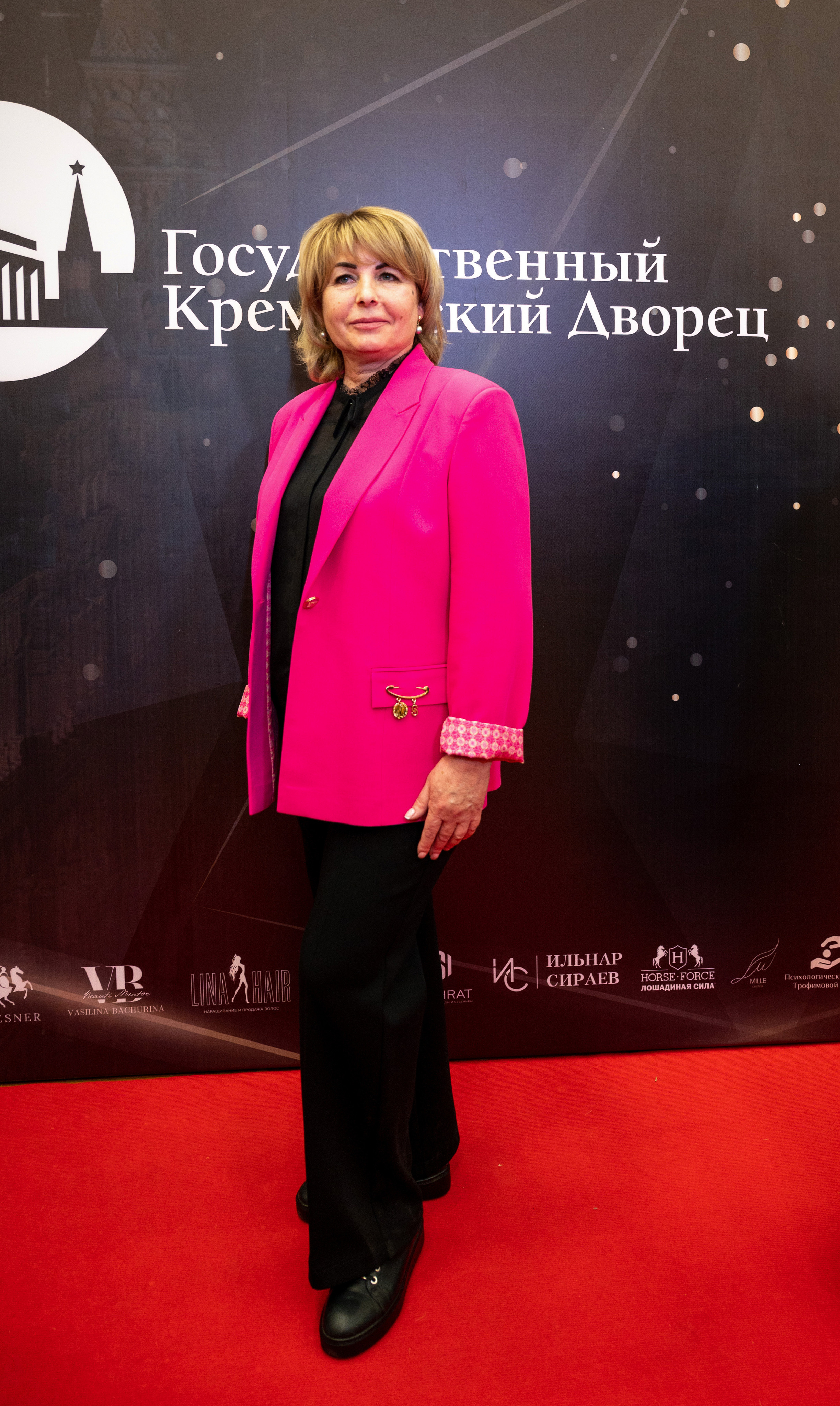 Звезды над Москвой-Кремль. Семейный и контент фотограф в Москве Alira