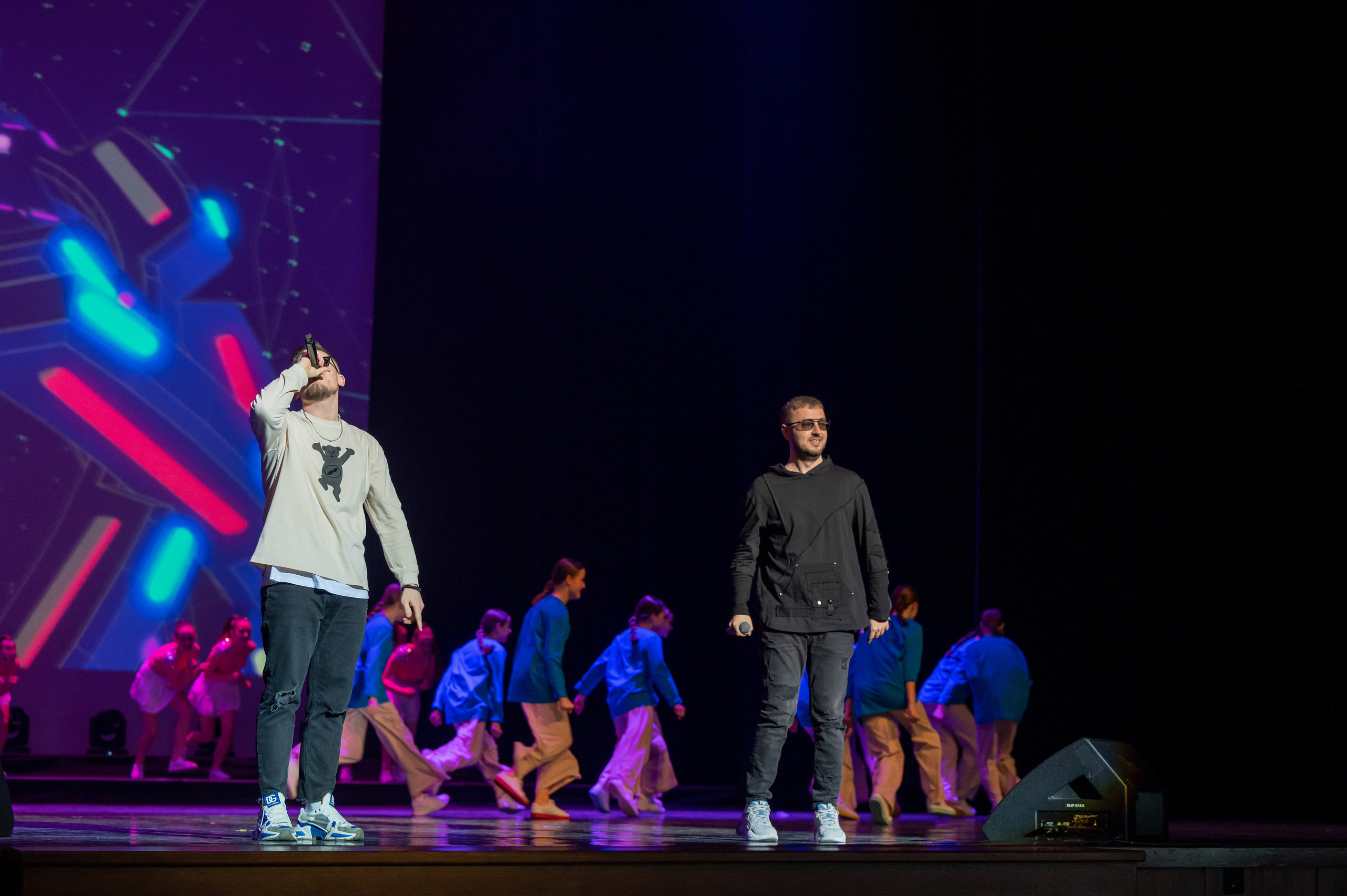 Звезды над Москвой-Кремль. Семейный и контент фотограф в Москве Alira