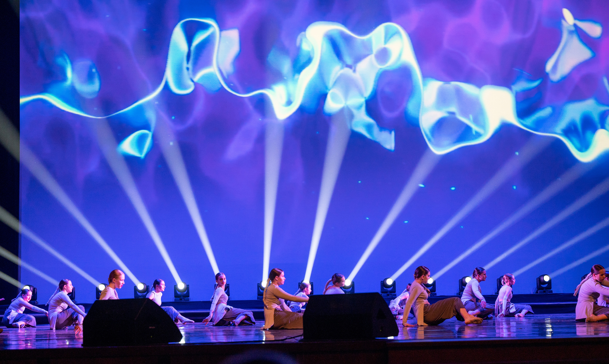 Звезды над Москвой-Кремль. Семейный и контент фотограф в Москве Alira