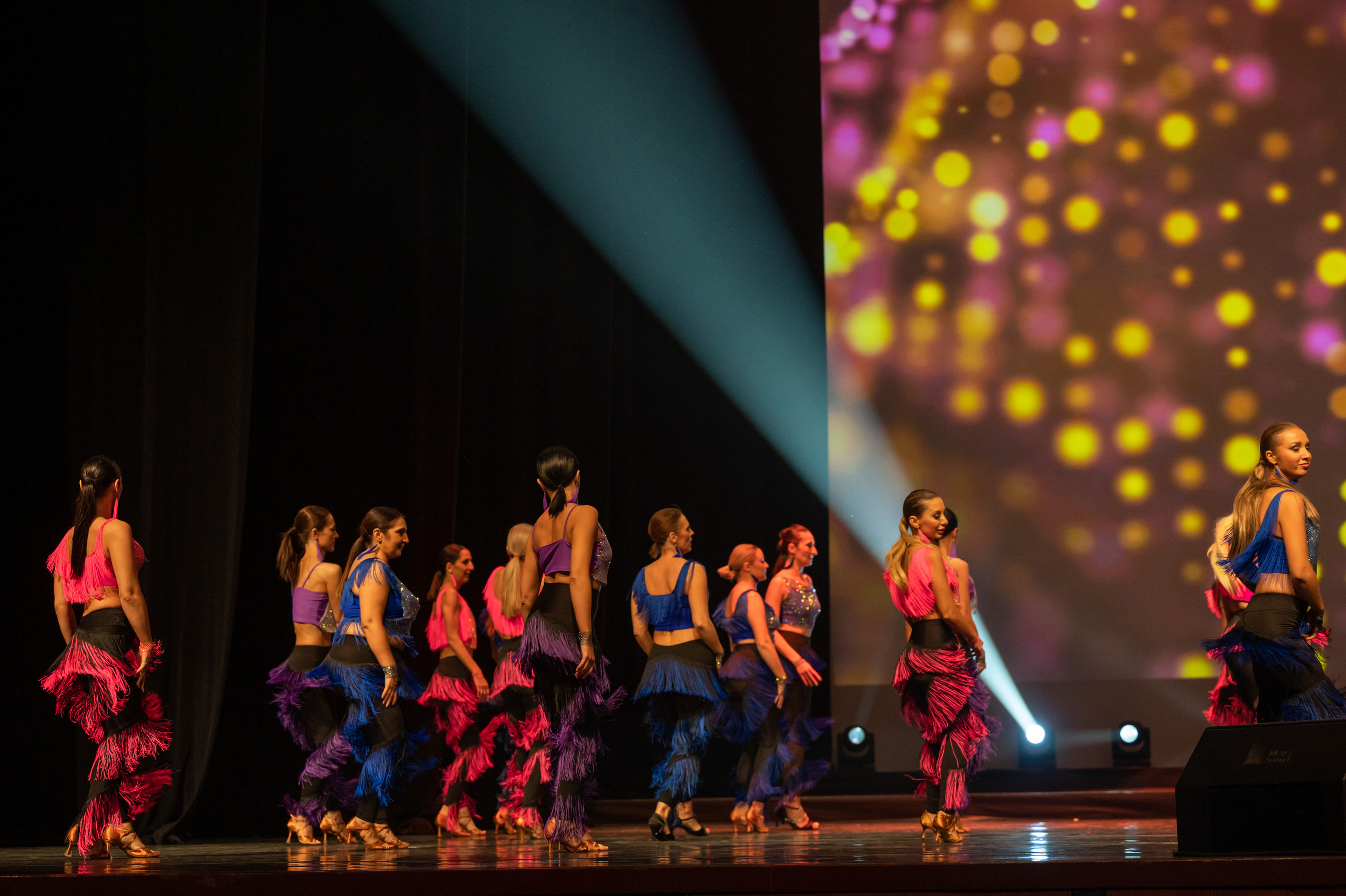 Звезды над Москвой-Кремль. Семейный и контент фотограф в Москве Alira