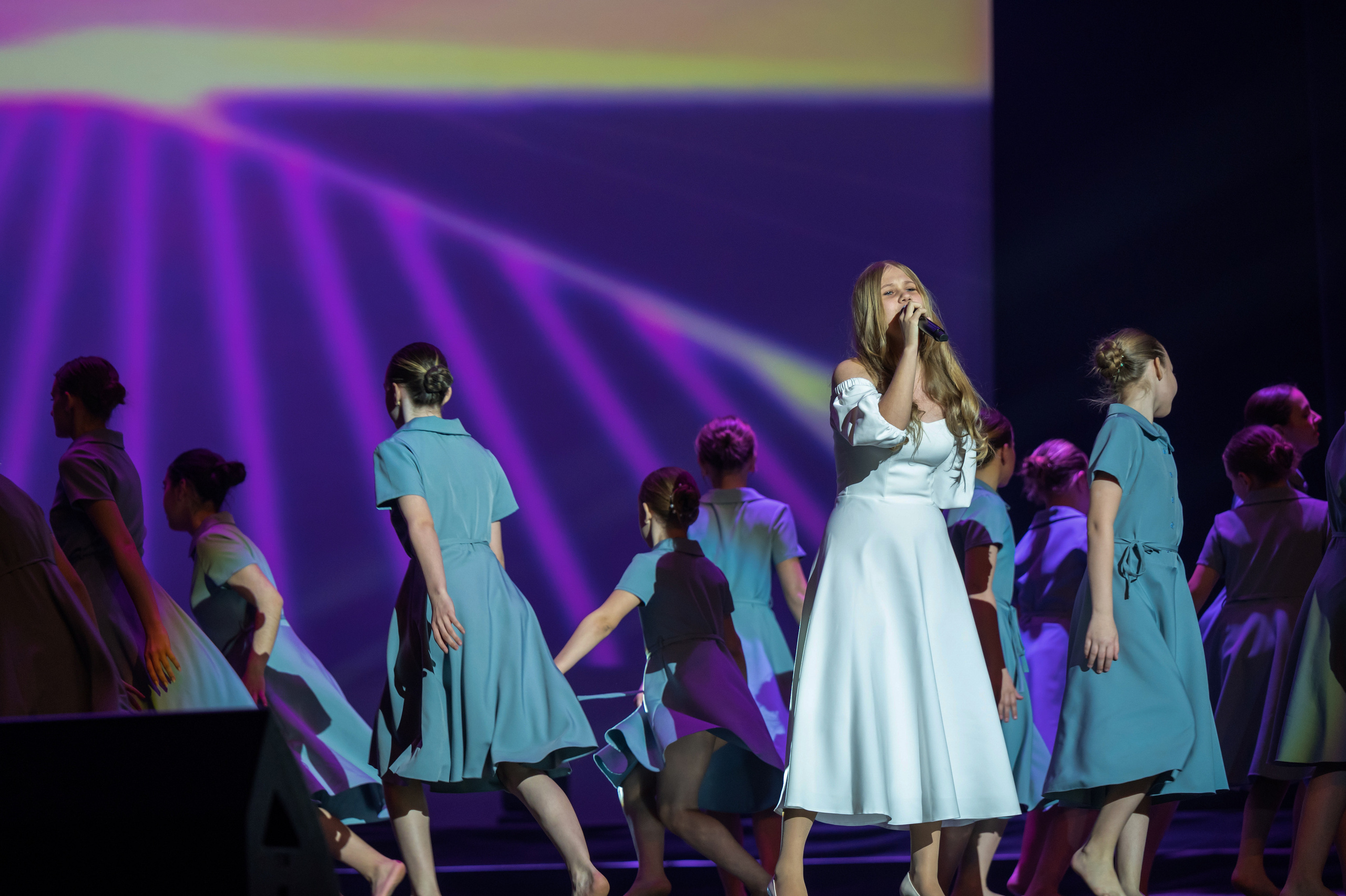 Звезды над Москвой-Кремль. Семейный и контент фотограф в Москве Alira