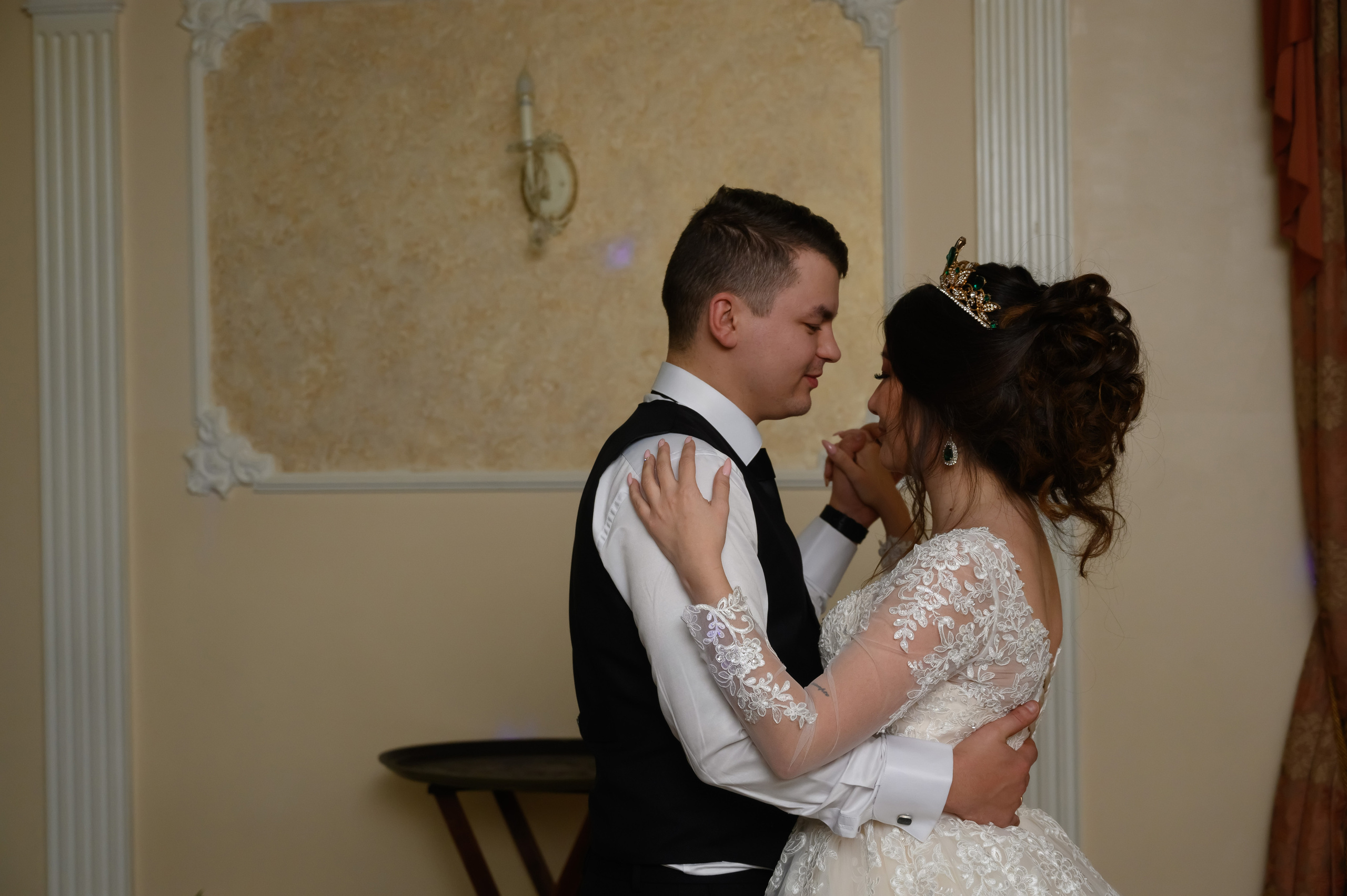 Роберт & Анара. Семейный и контент фотограф в Москве Alira