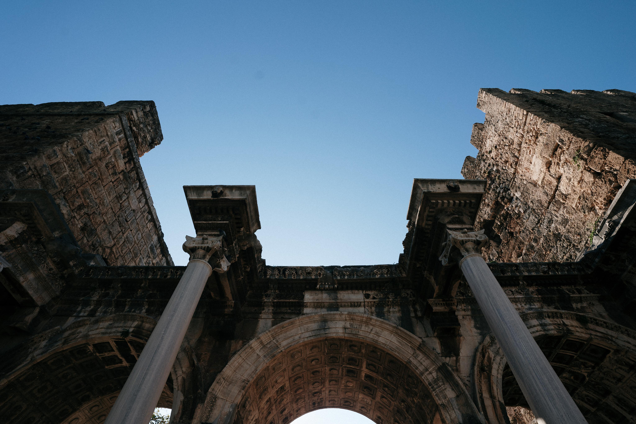 Streets of Antalya. Wedding & Documentary Photographer based in Nuremberg — available across Europe & Turkey | Vitalii Nasonov