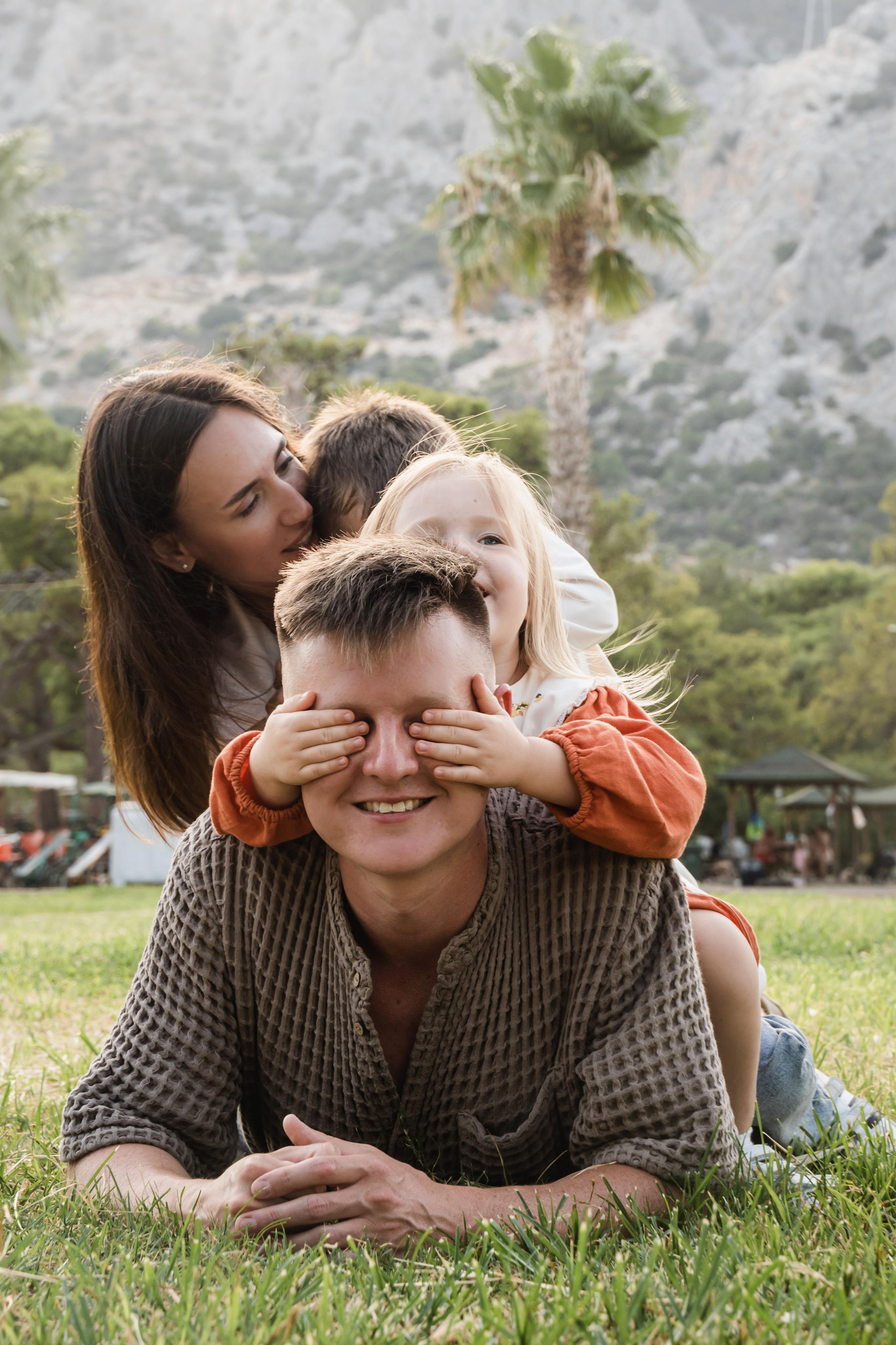 Hearts of four. Wedding & Documentary Photographer based in Nuremberg — available across Europe & Turkey | Vitalii Nasonov