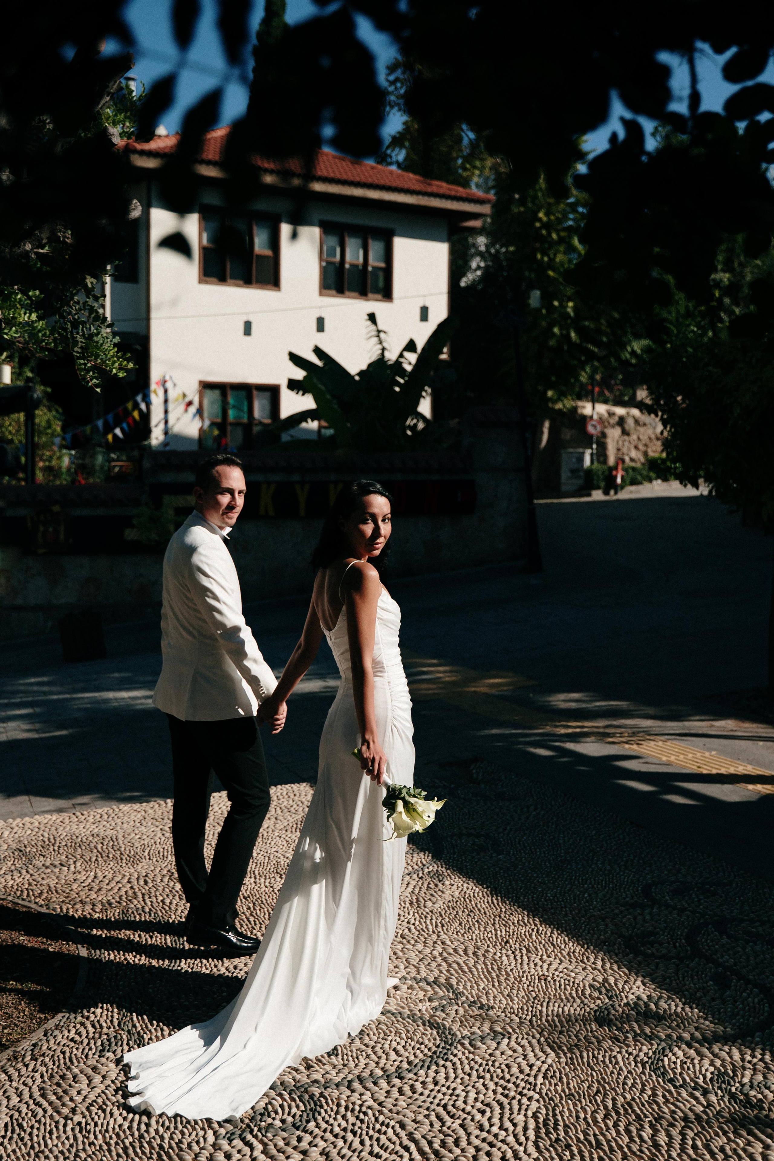 Streets of Antalya. Wedding & Documentary Photographer based in Nuremberg — available across Europe & Turkey | Vitalii Nasonov