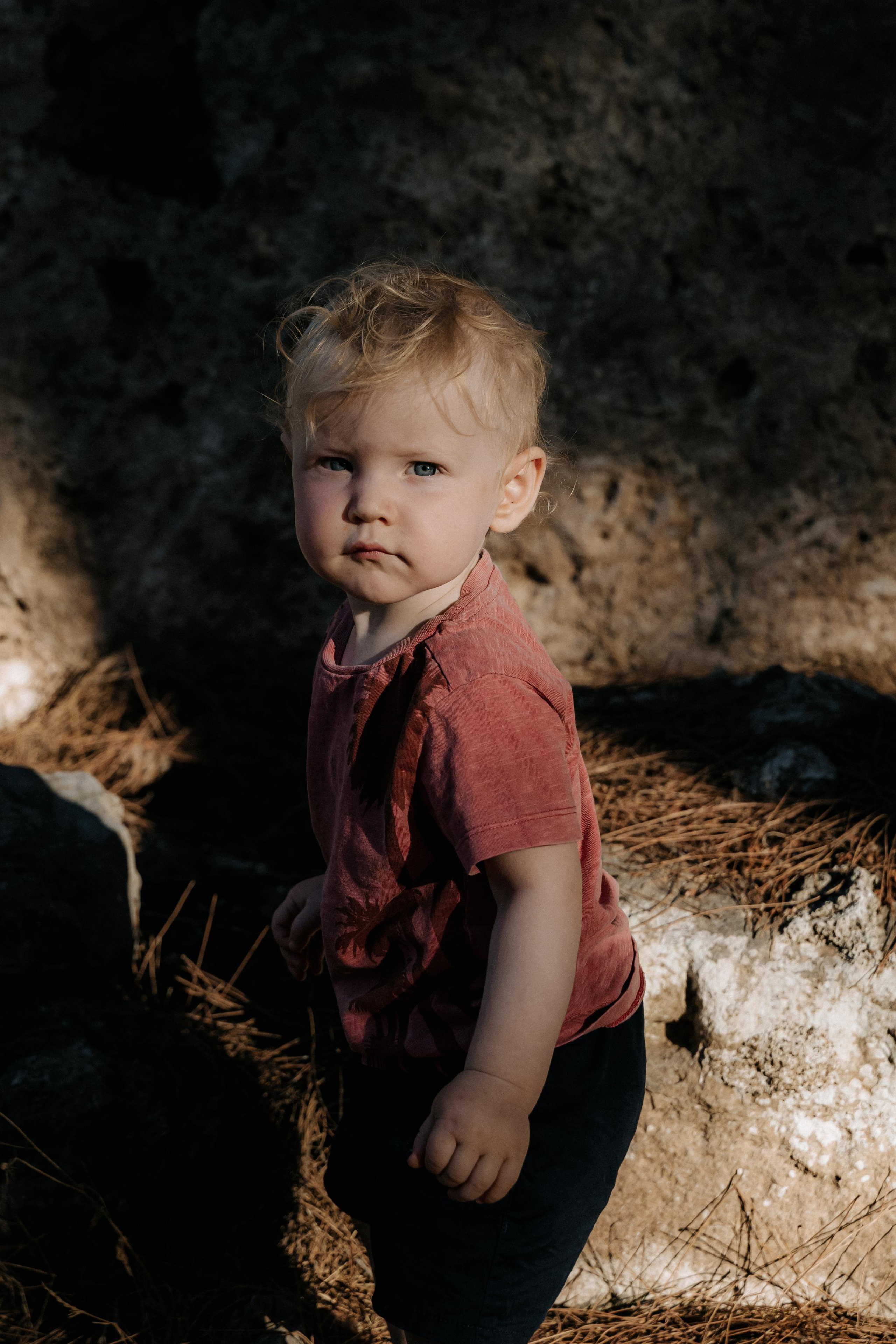 Family in Phaselis Antik. Wedding & Documentary Photographer based in Nuremberg — available across Europe & Turkey | Vitalii Nasonov