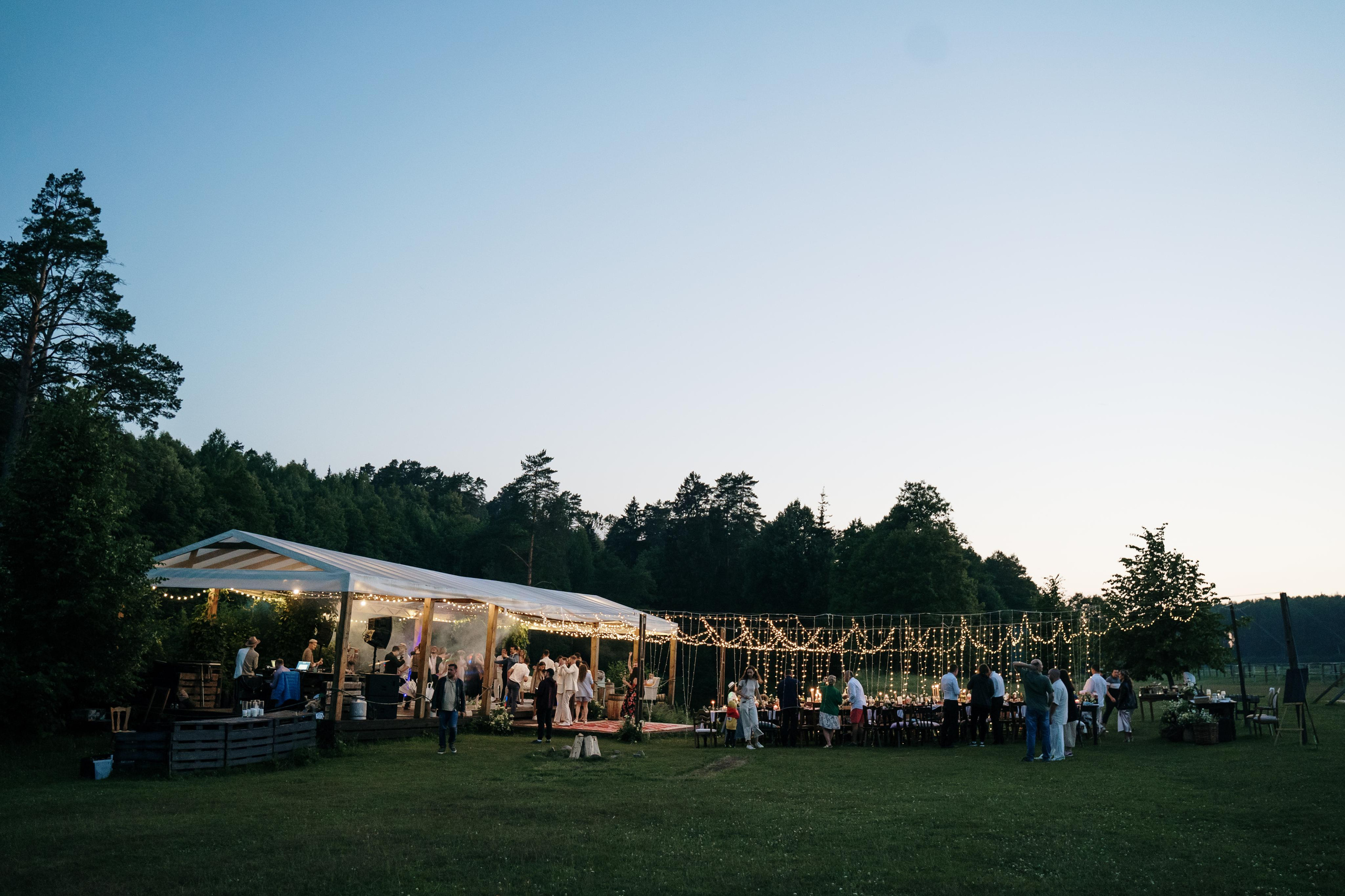 River Club Wedding. Wedding & Documentary Photographer based in Nuremberg — available across Europe & Turkey | Vitalii Nasonov