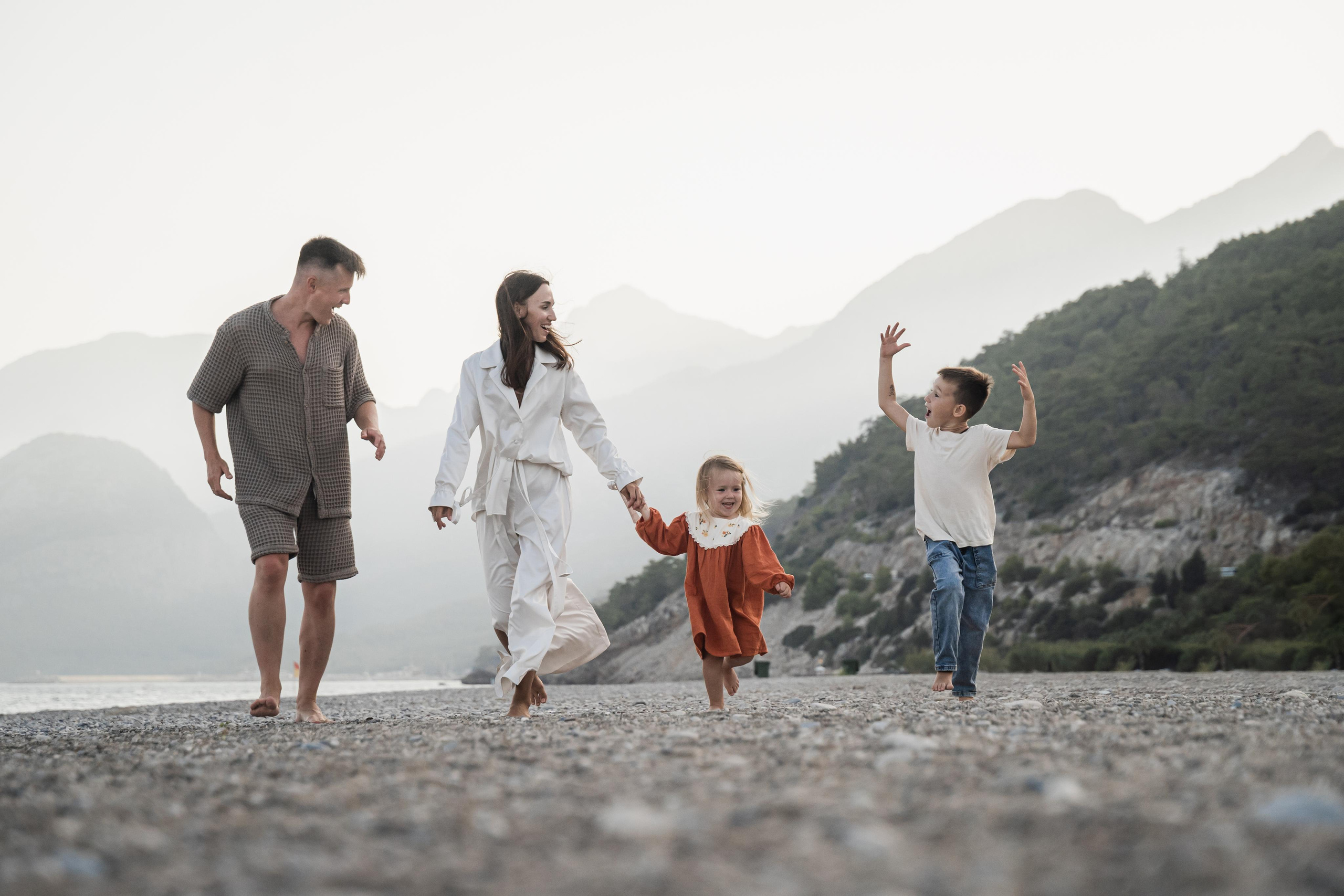 Hearts of four. Wedding & Documentary Photographer based in Nuremberg — available across Europe & Turkey | Vitalii Nasonov