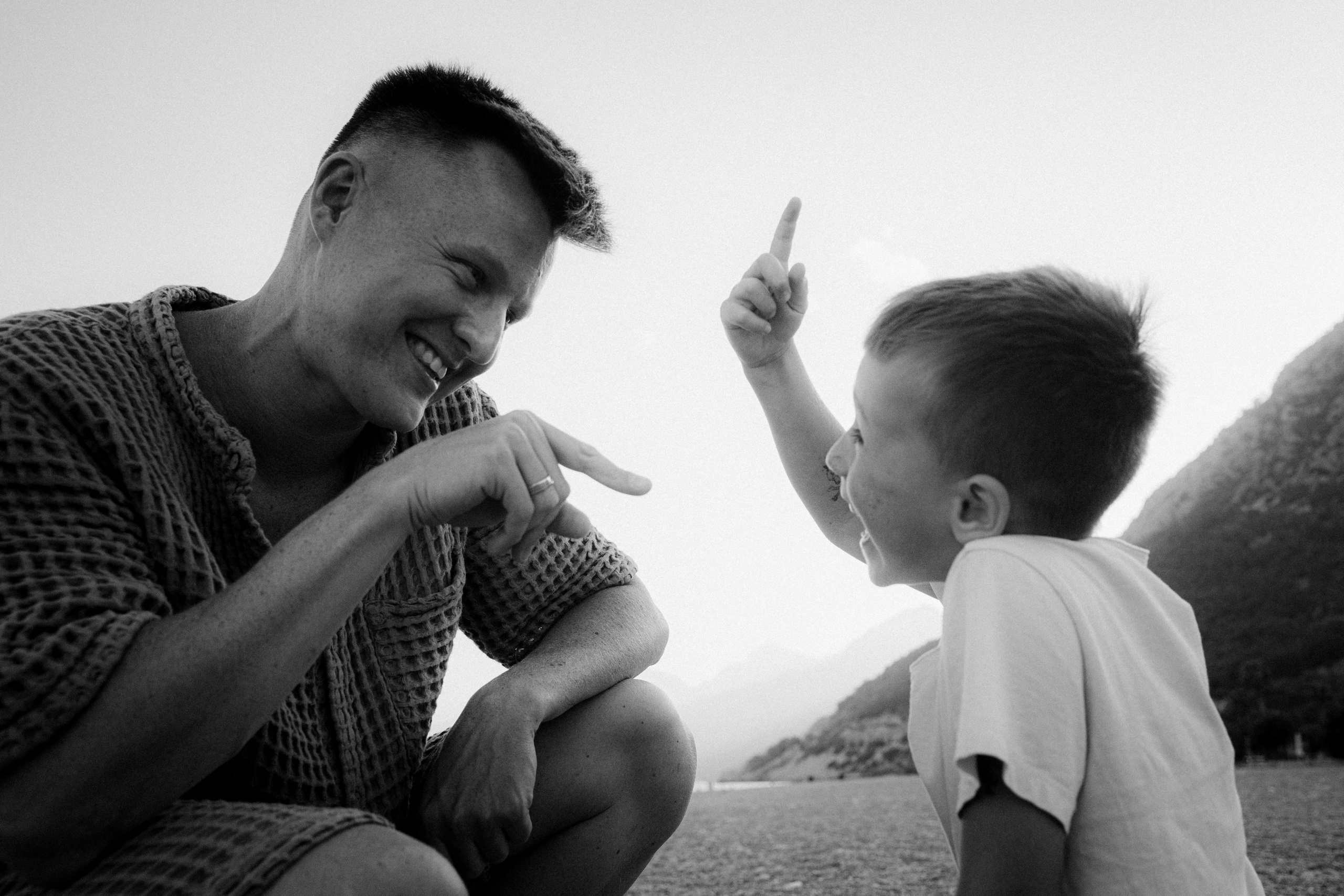 Hearts of four. Wedding & Documentary Photographer based in Nuremberg — available across Europe & Turkey | Vitalii Nasonov