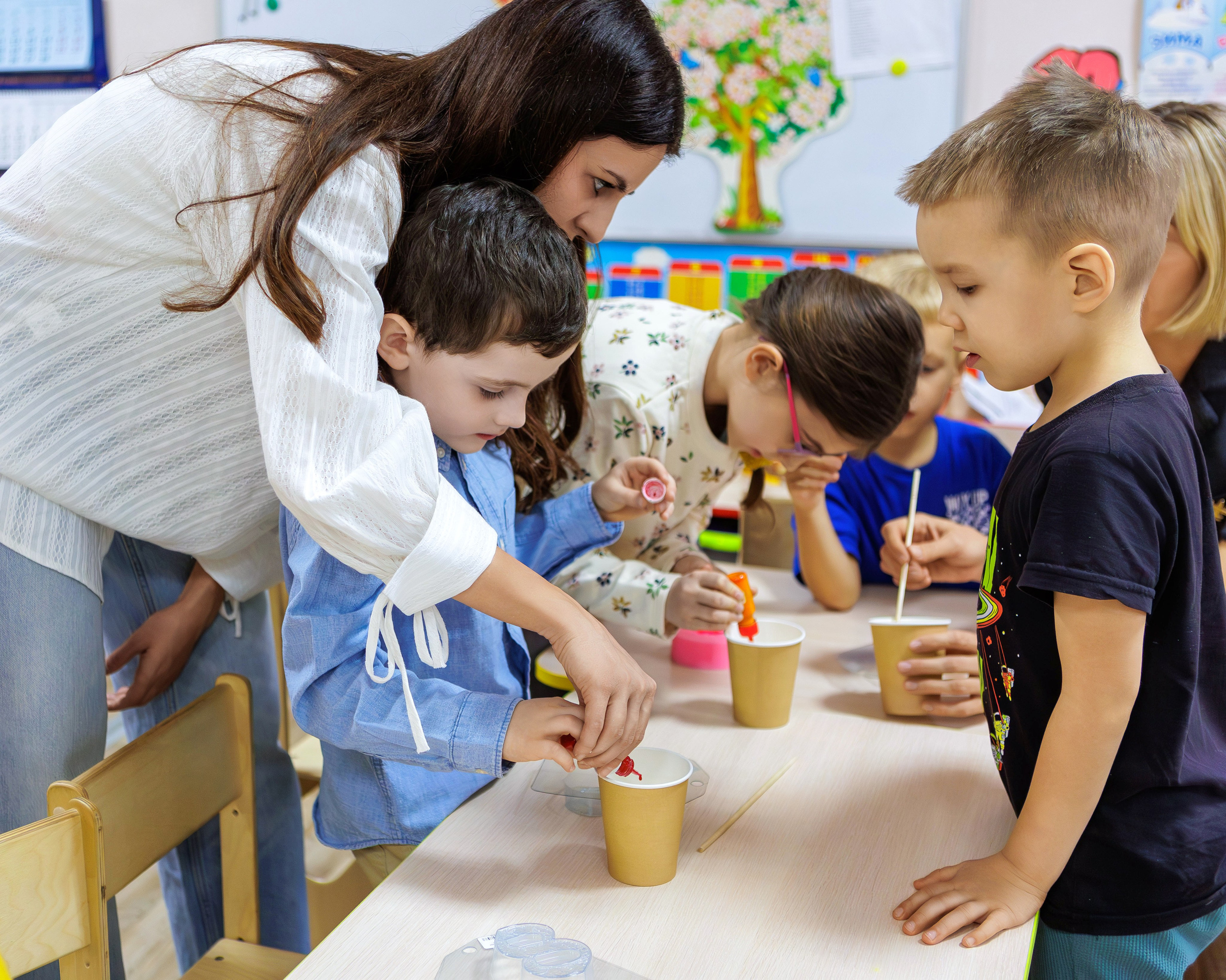 МК к 8 марта. Выпускные альбомы и школьный фотограф в Подольске, Троицке, Щербинке, Москве и Московской области