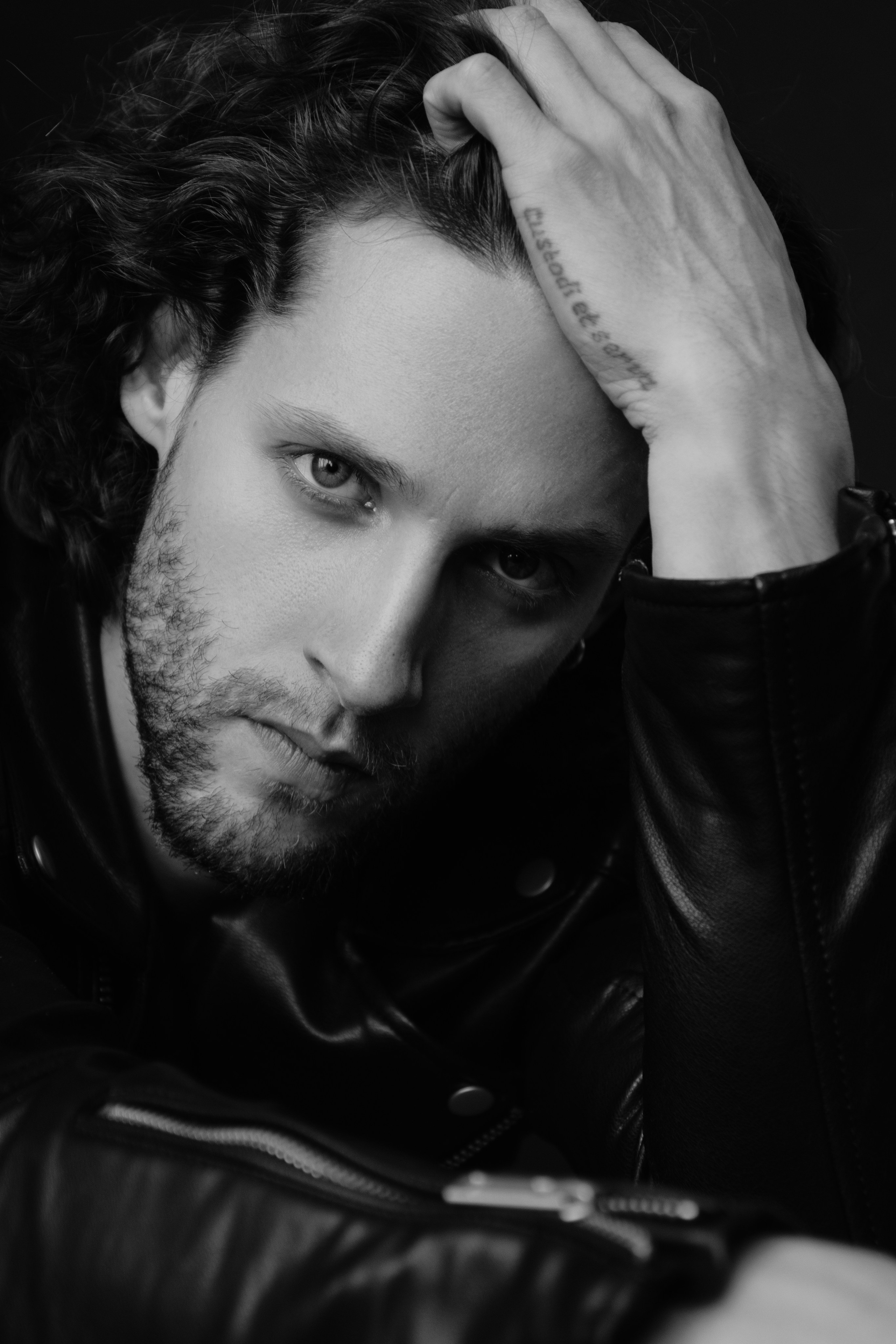 Антон. Портретный и уличный фотограф в Москве Таня Корнеева