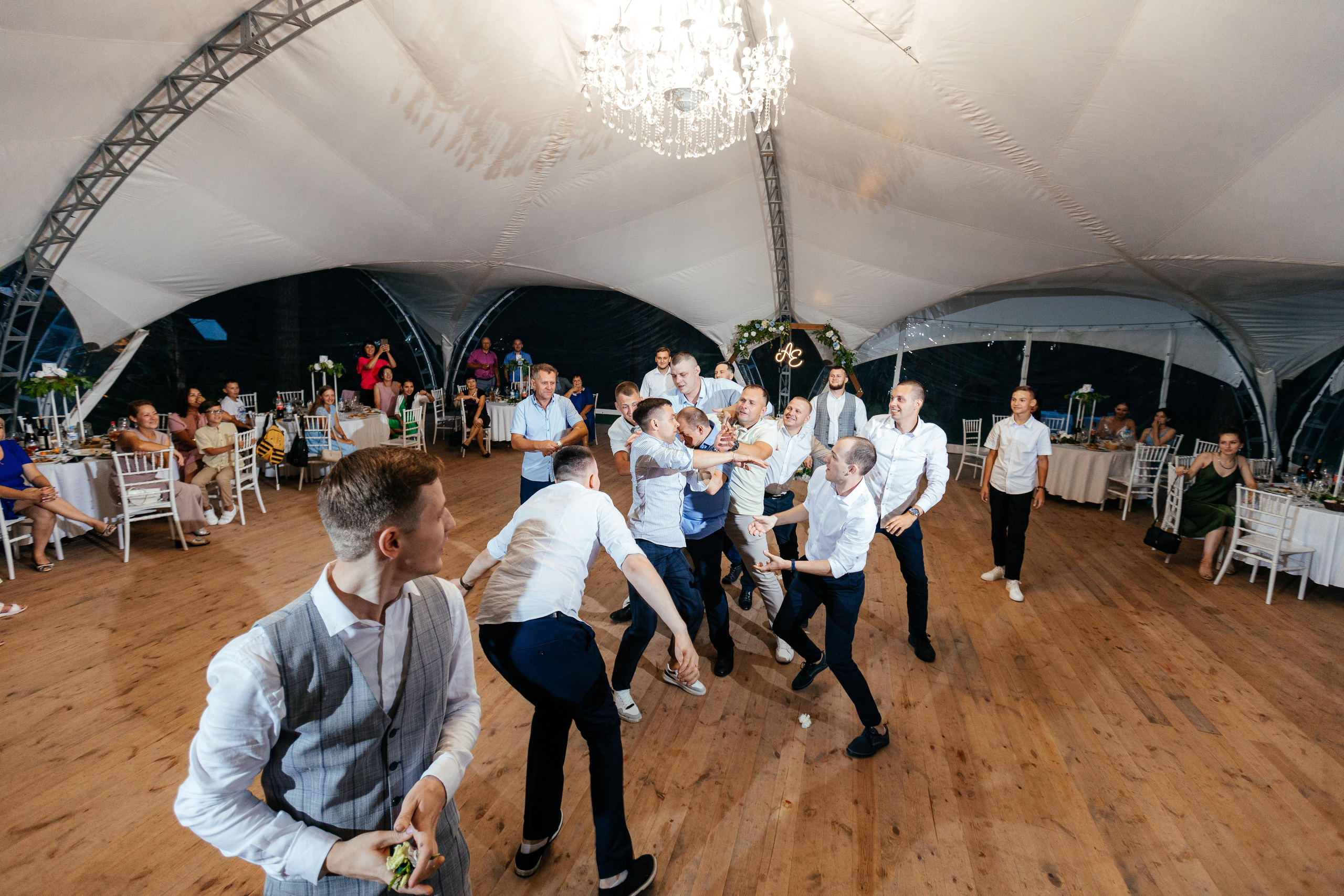 Екатерина и Артем. Свадебный и репортажный фотограф Евгений Петров