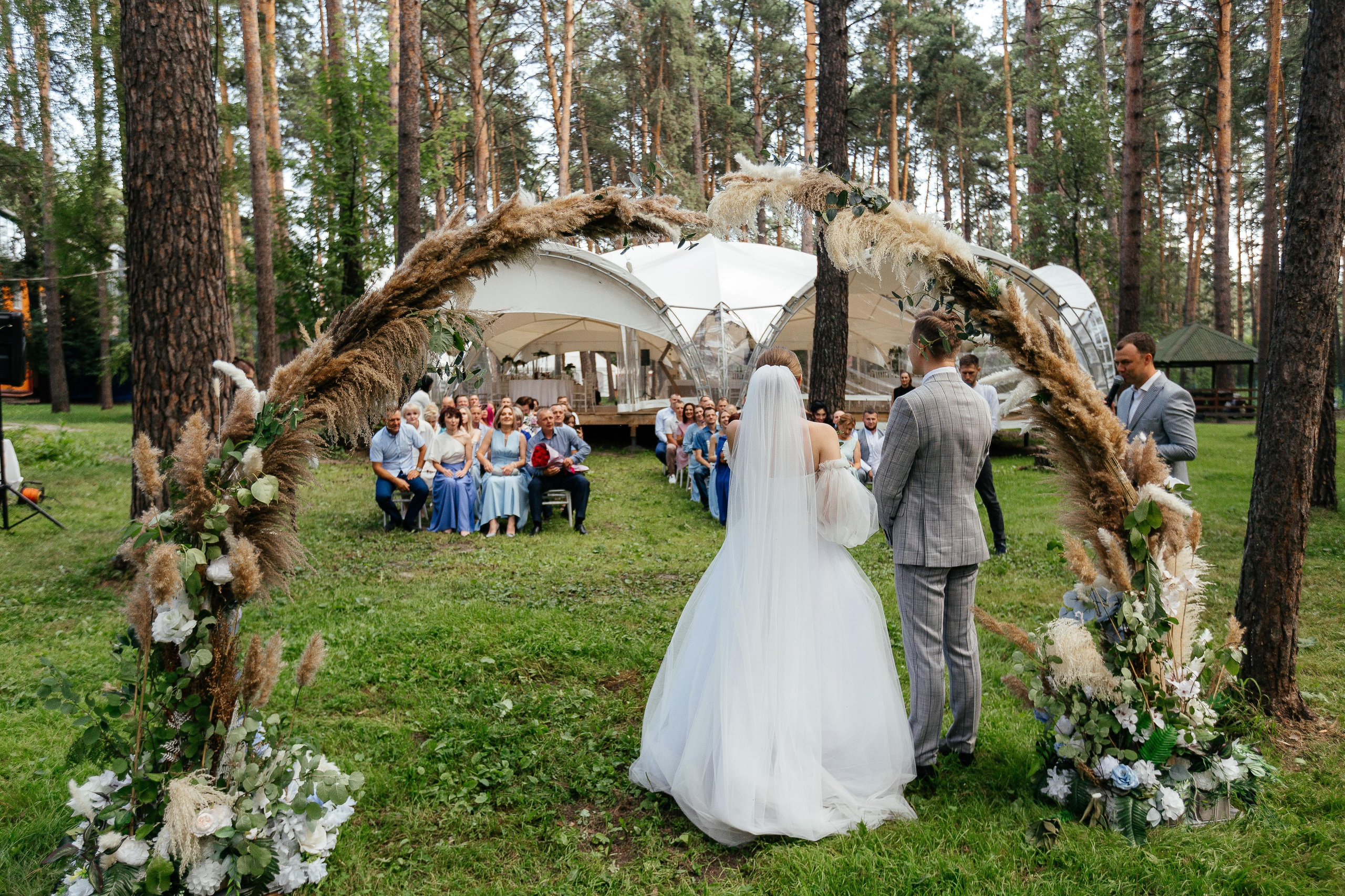 Екатерина и Артем. Свадебный и репортажный фотограф Евгений Петров