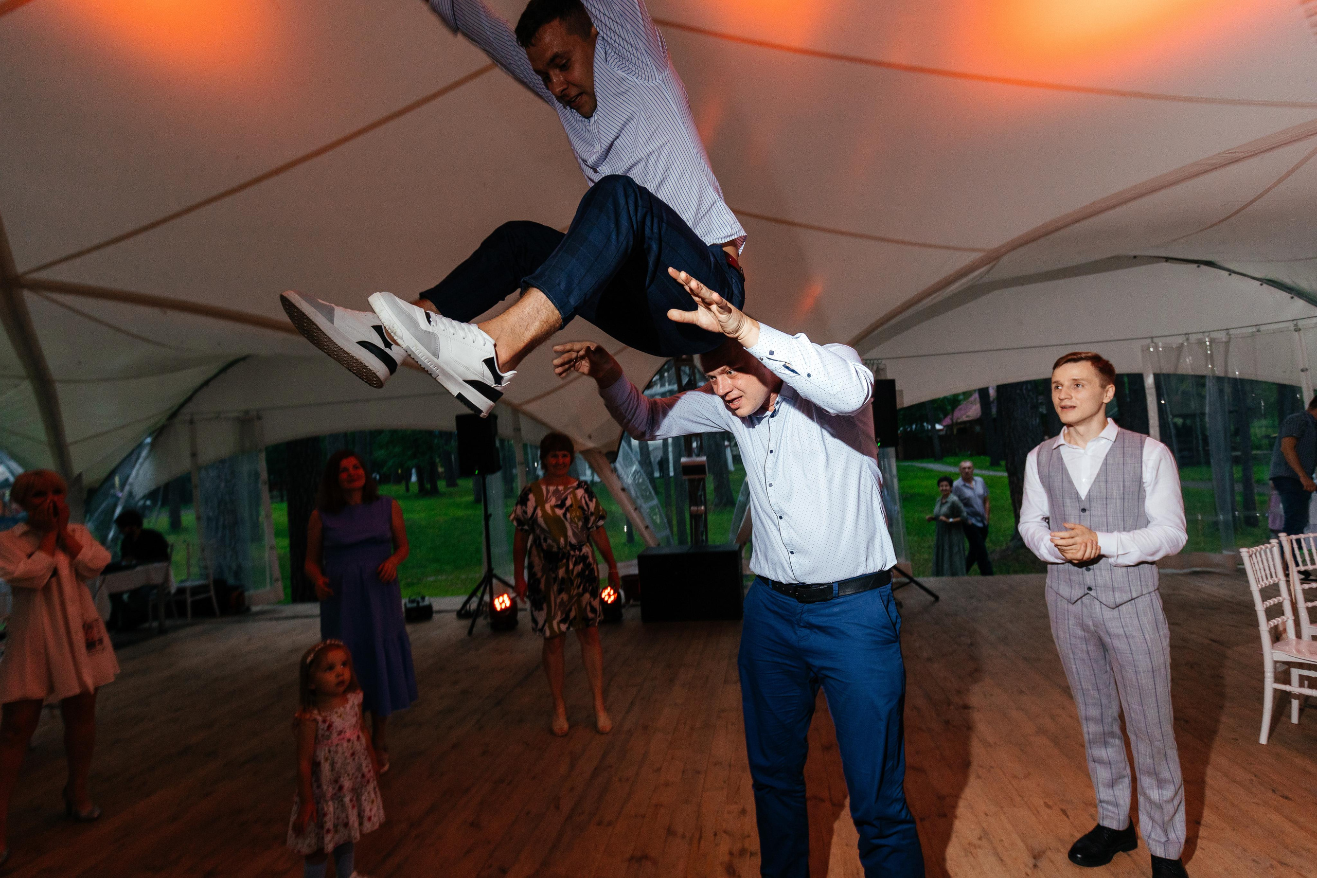 Екатерина и Артем. Свадебный и репортажный фотограф Евгений Петров
