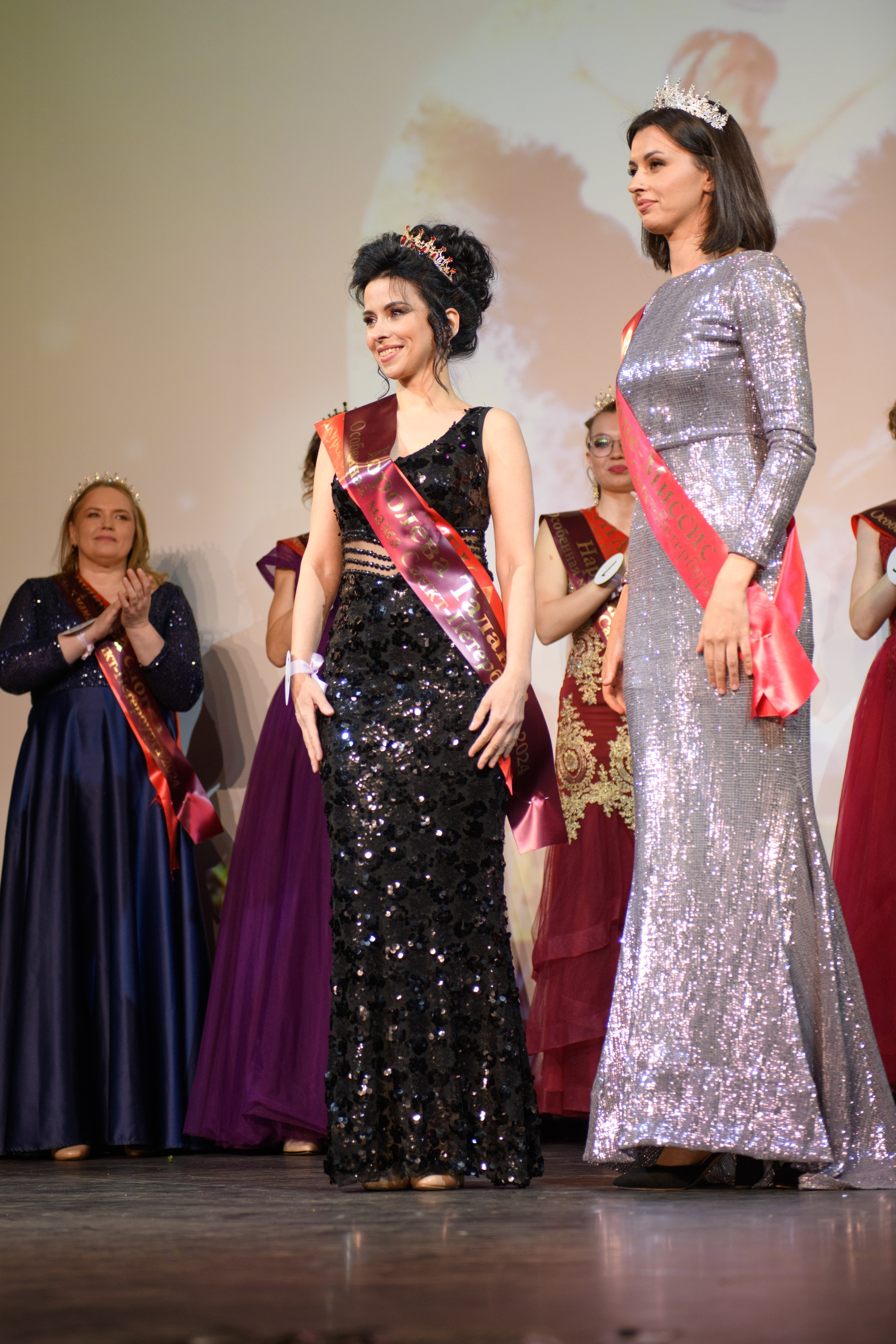 Финал конкурса красоты и материнства «Особенная мама». Организация и проведение фотосъемок в Санкт-Петербурге. Фотограф Смирягин Илья