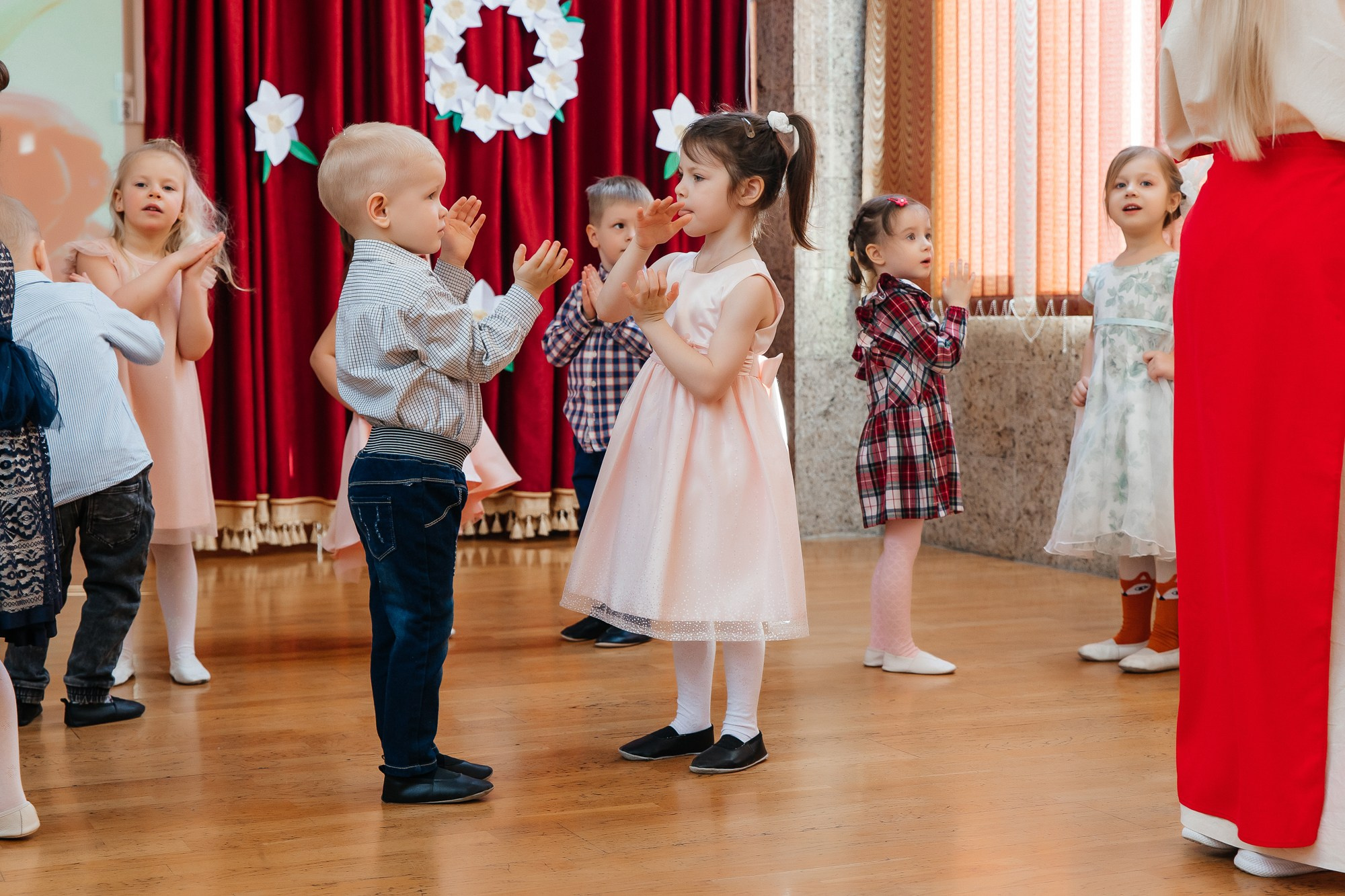Детский сад № 93 — Утренник (07.03.2023). Свадебный и семейный фотограф Крамар Наталья