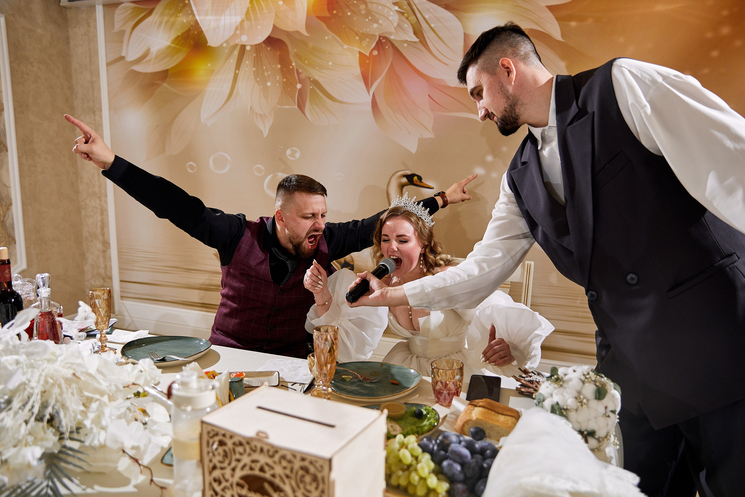 Сергей и Дарья свадьба в г. Березовский. Свадебный, контент фотограф в Кемерово Любовь Гальцова