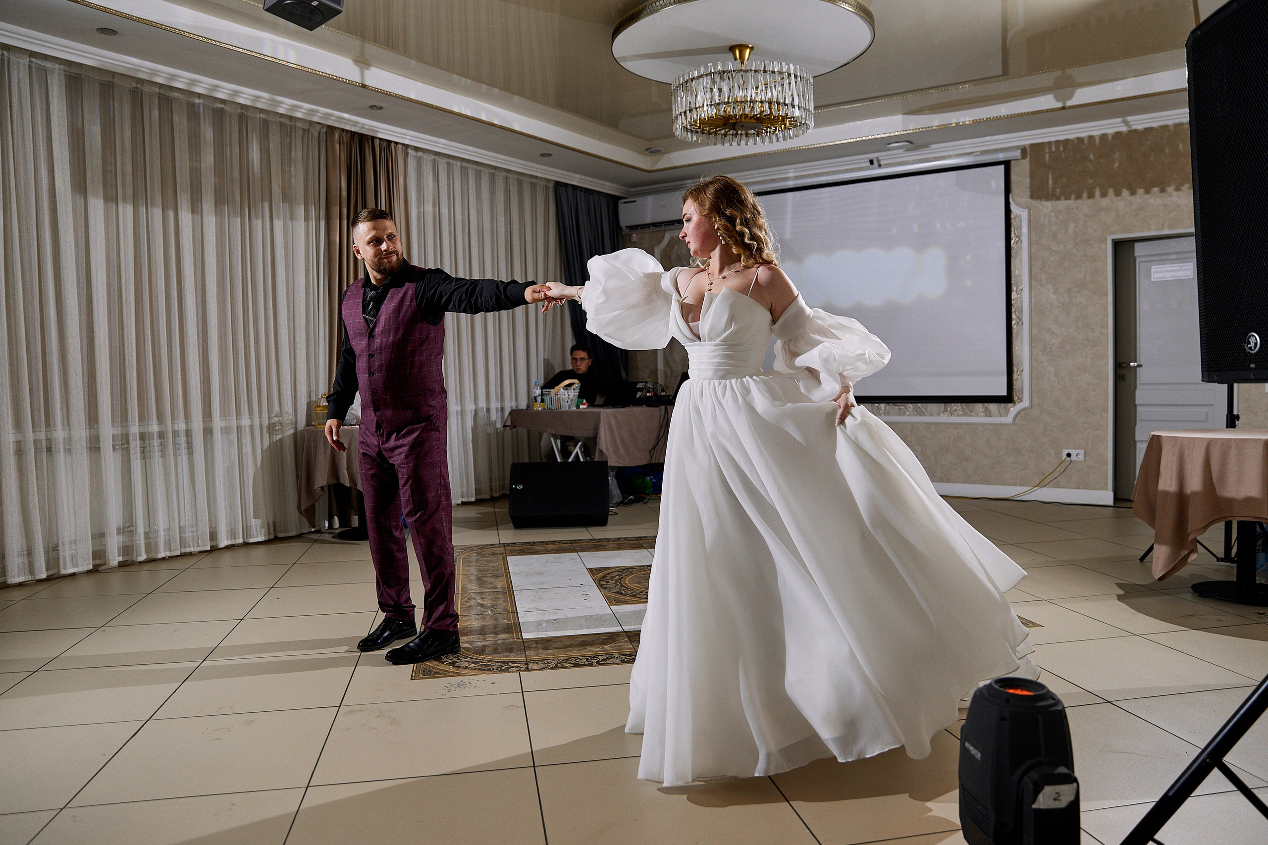 Сергей и Дарья свадьба в г. Березовский. Свадебный, контент фотограф в Кемерово Любовь Гальцова