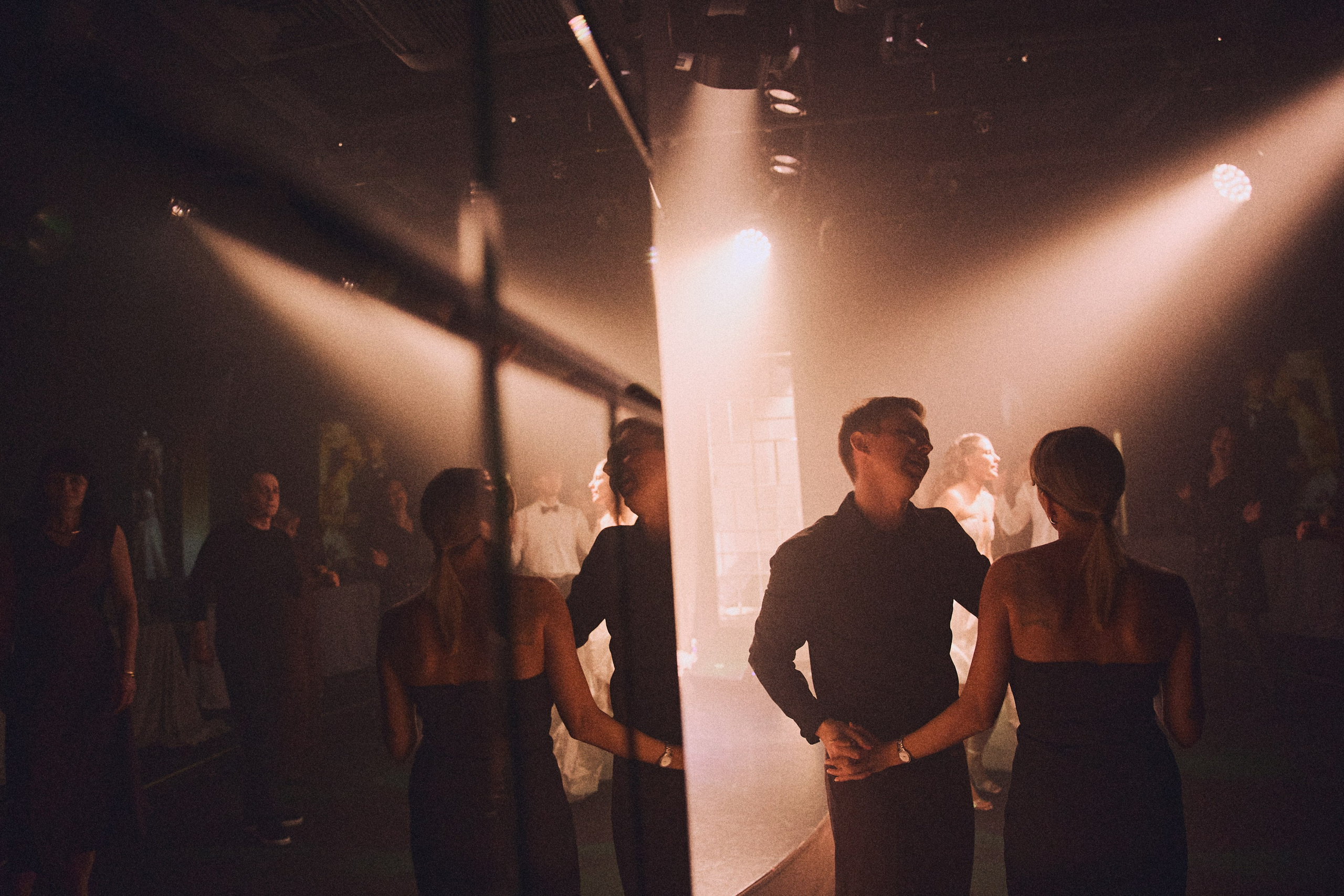 VIBE&VELVET. Дмитрий Мазуркевич: Профессиональный Репортажный Фотограф