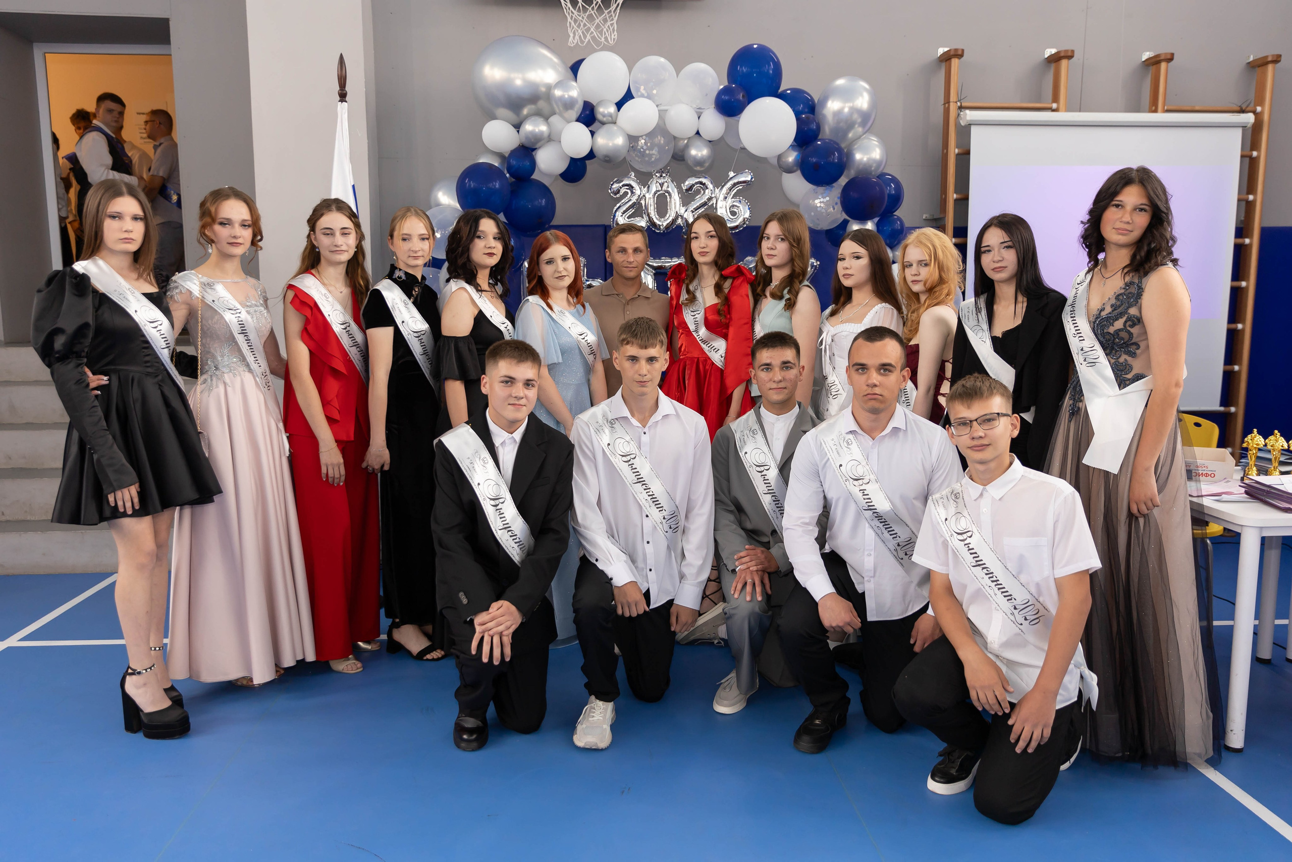 СОШ 4 Выпускной 2026. Свадебный семейный фотограф Костырина Светлана