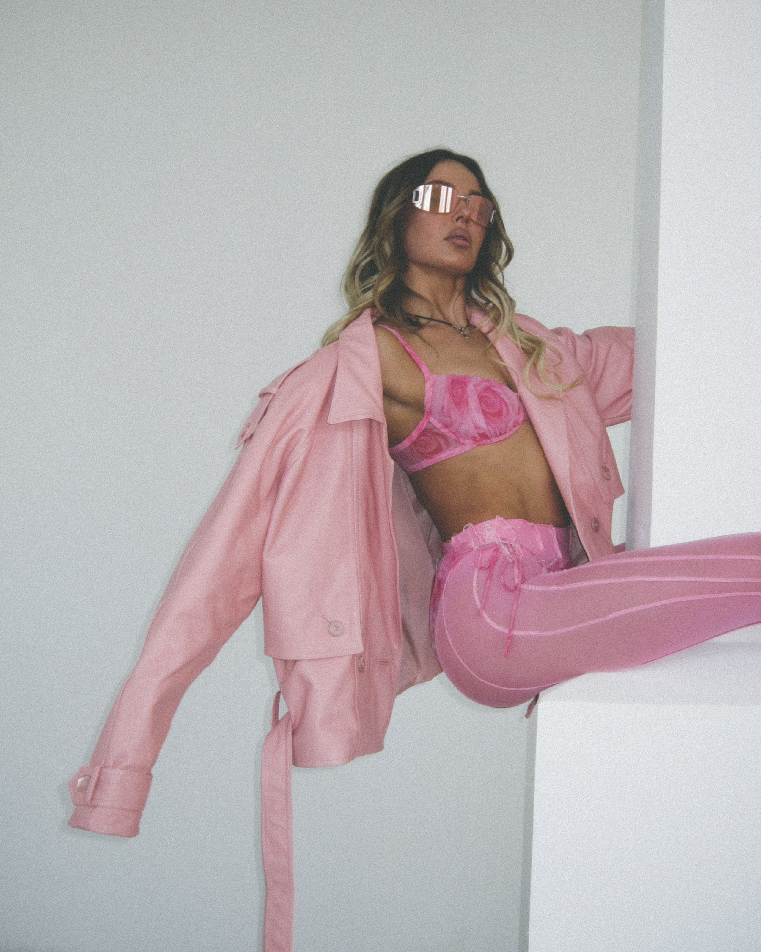 Monreve. Фотограф в Москве и Сургуте Алла Лесовая. Снимаю каталог для брендов и индивидуальные портреты для людей