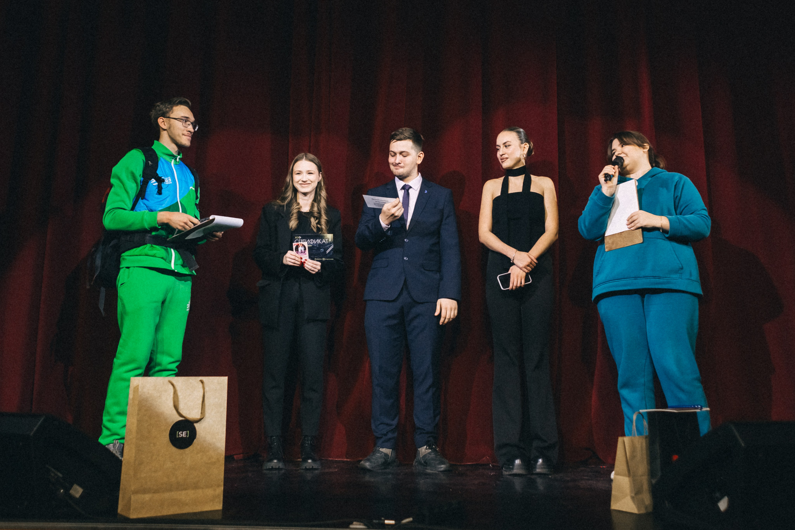 Первый снег — ИФИЯМ «Снежный ком». Фотограф Кемерово | Сергей