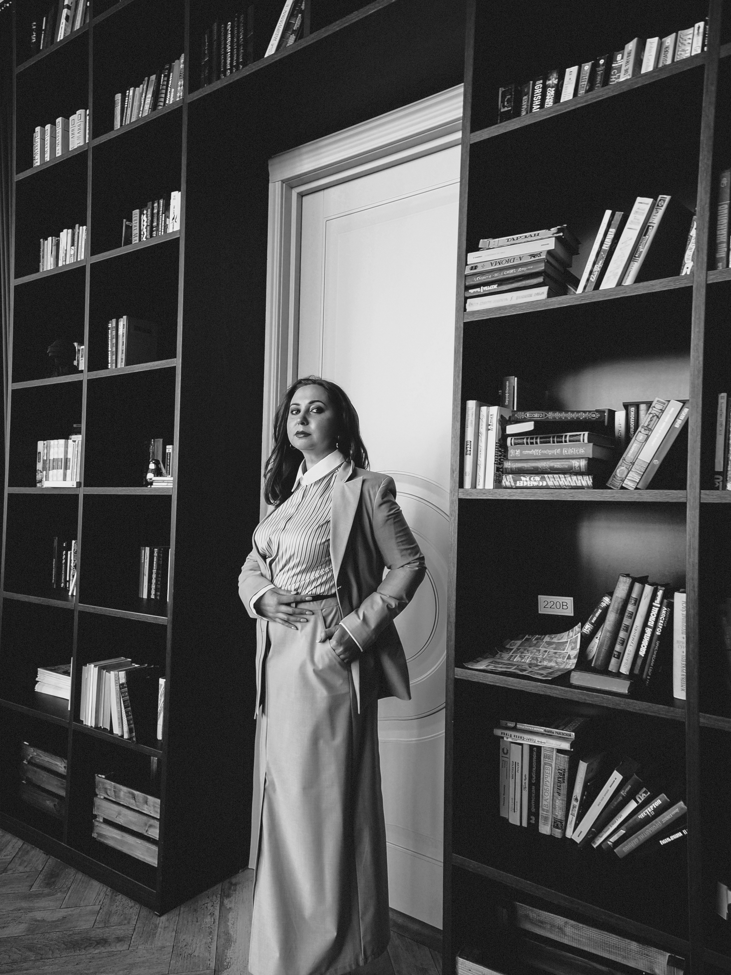 ПОРТРЕТ. ОЛЬГА РЭД: ВЫВОЖУ ЛИЧНОСТИ В МАСШТАБ | Лайф-коуч, Маркетолог и Арт-фотограф | Москва