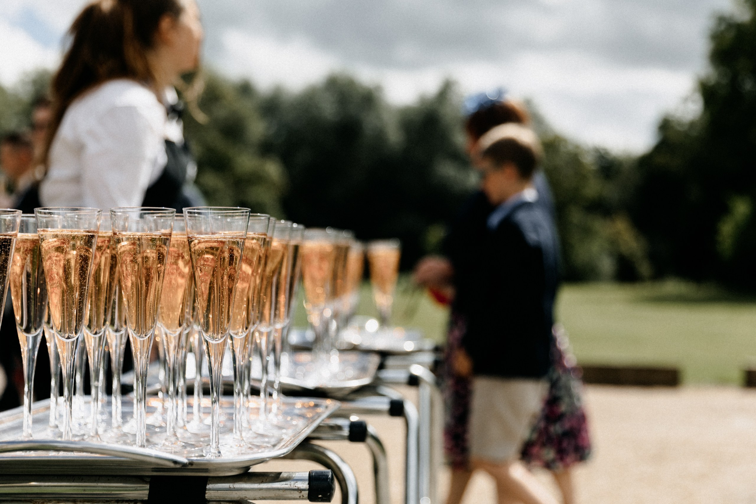 Ana & Tom Wedding at Notley Abbey. Moments Catchers — Wedding Photography & Video Duo in London