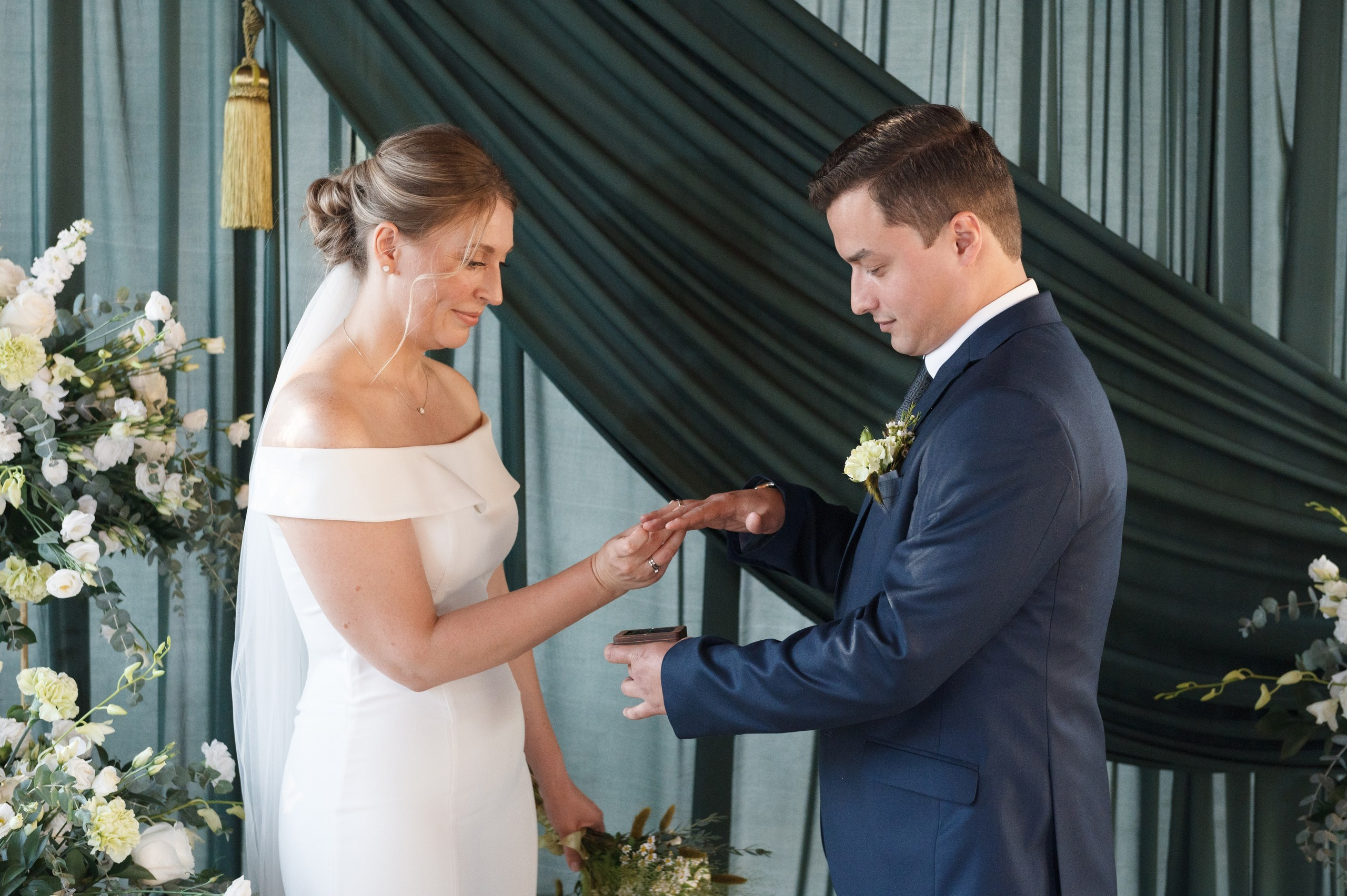 Свадьба в ресторане Берег в Москве. Праздничное агентство ПИОН