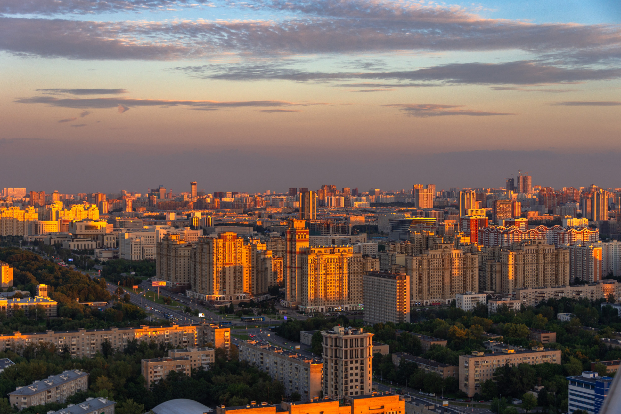 Просто на крышу. Фотограф Лара Кучина