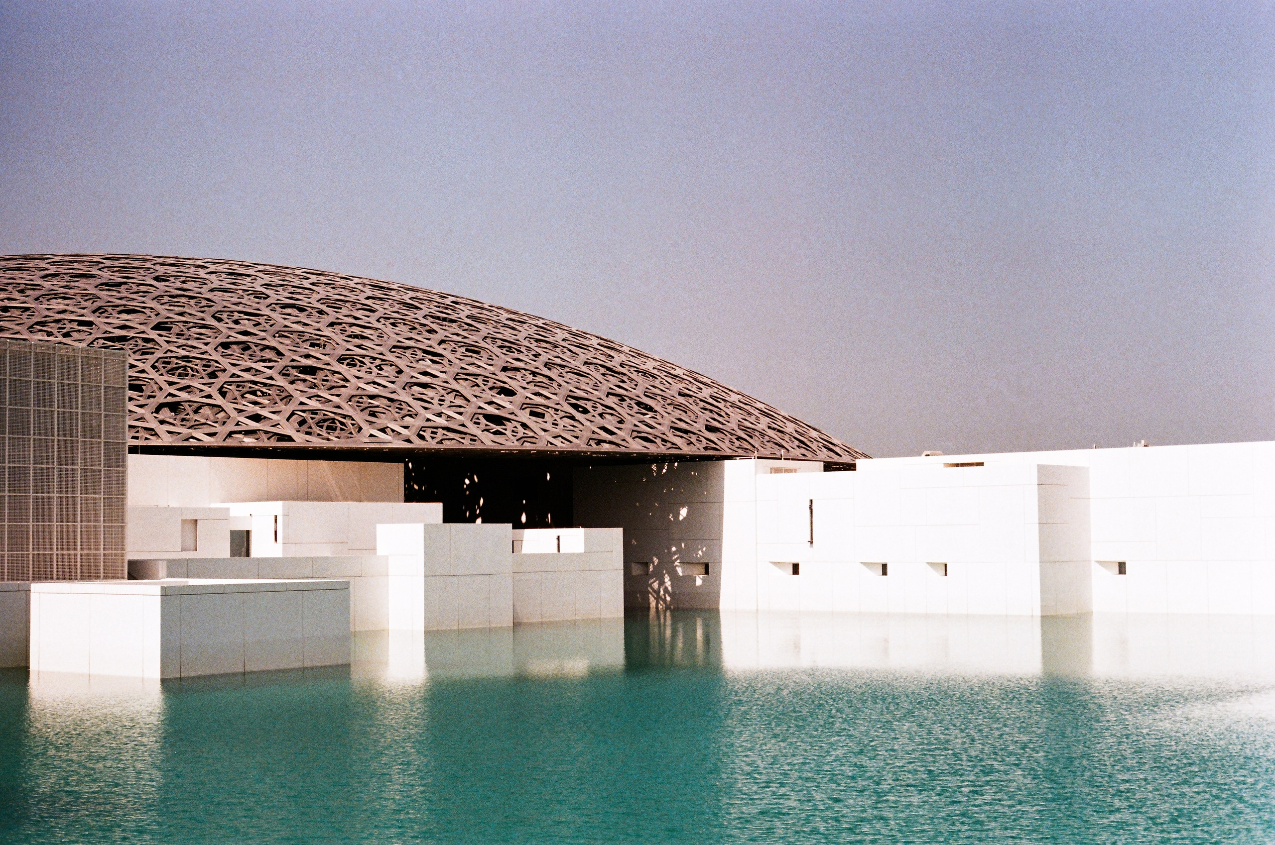 Louvre Abu Dhabi. Tatiana Darina — film photographer in St. Petersburg