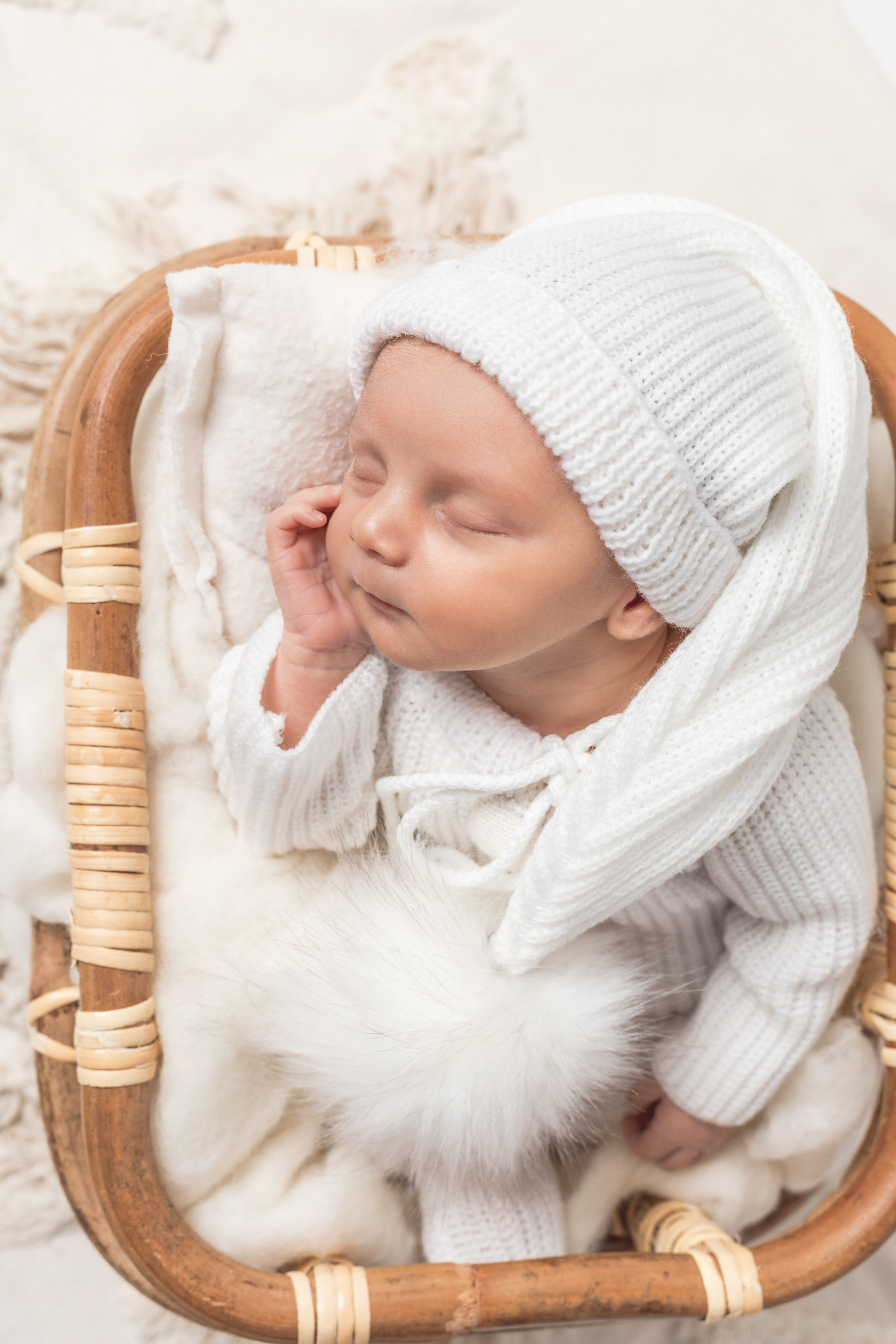 Фотограф новорождённых Псков