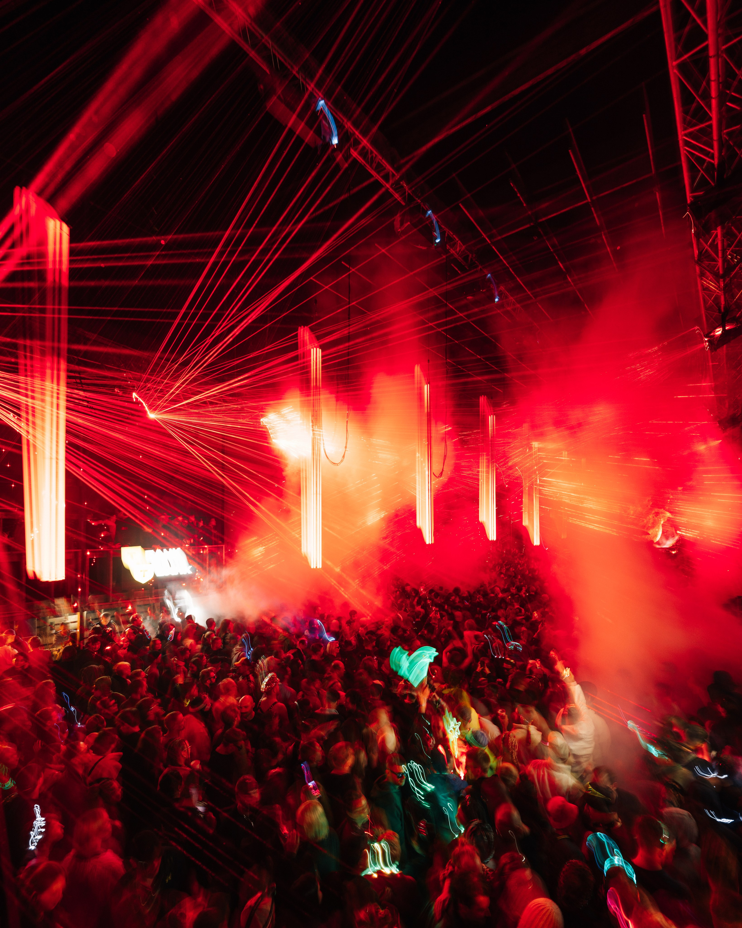 Signal 2024. @tomrus: Рустам Шагиморданов — фотограф