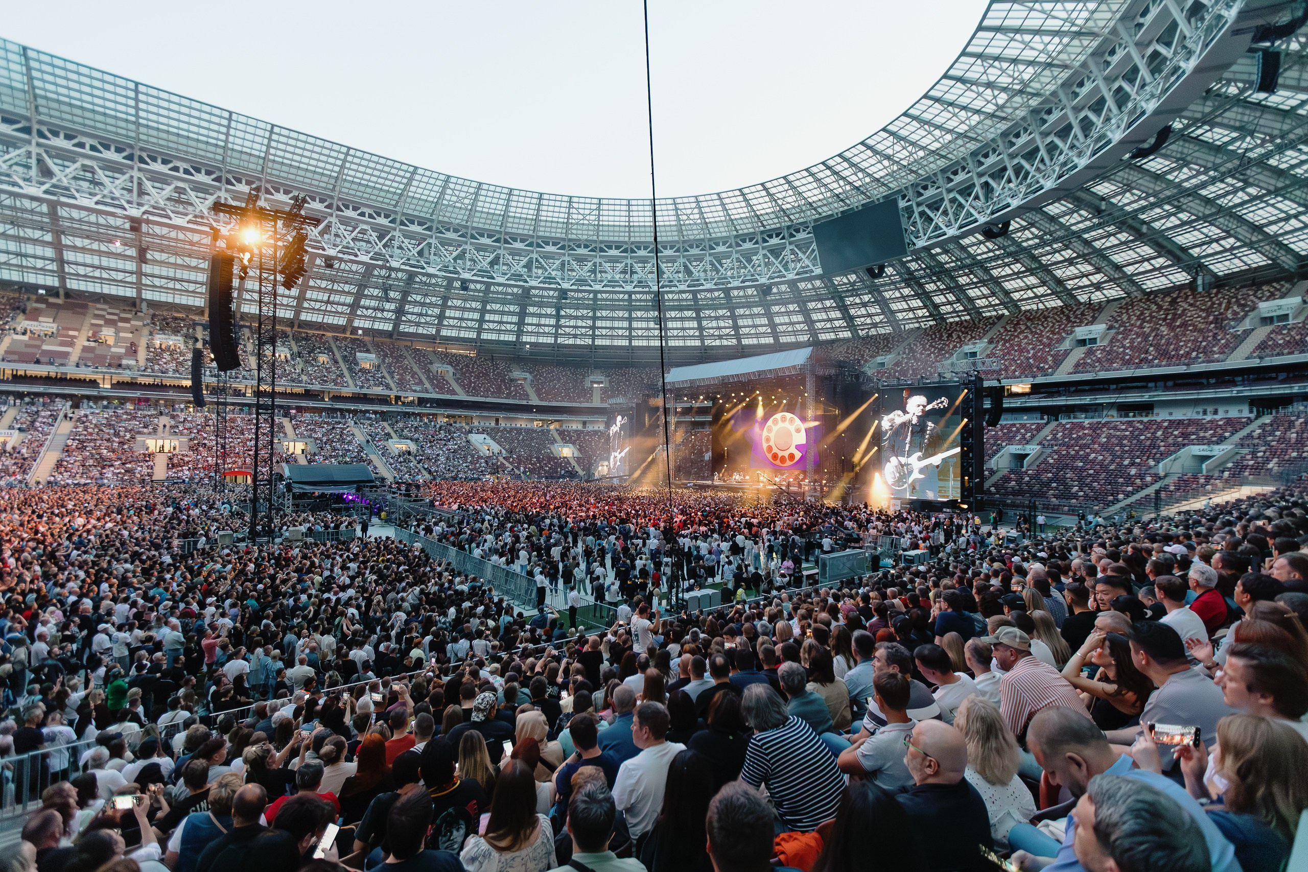 Фотографии с концерта группы КИНО, 21.06.26, БСА Лужники, Москва. День рождения Виктора Цоя