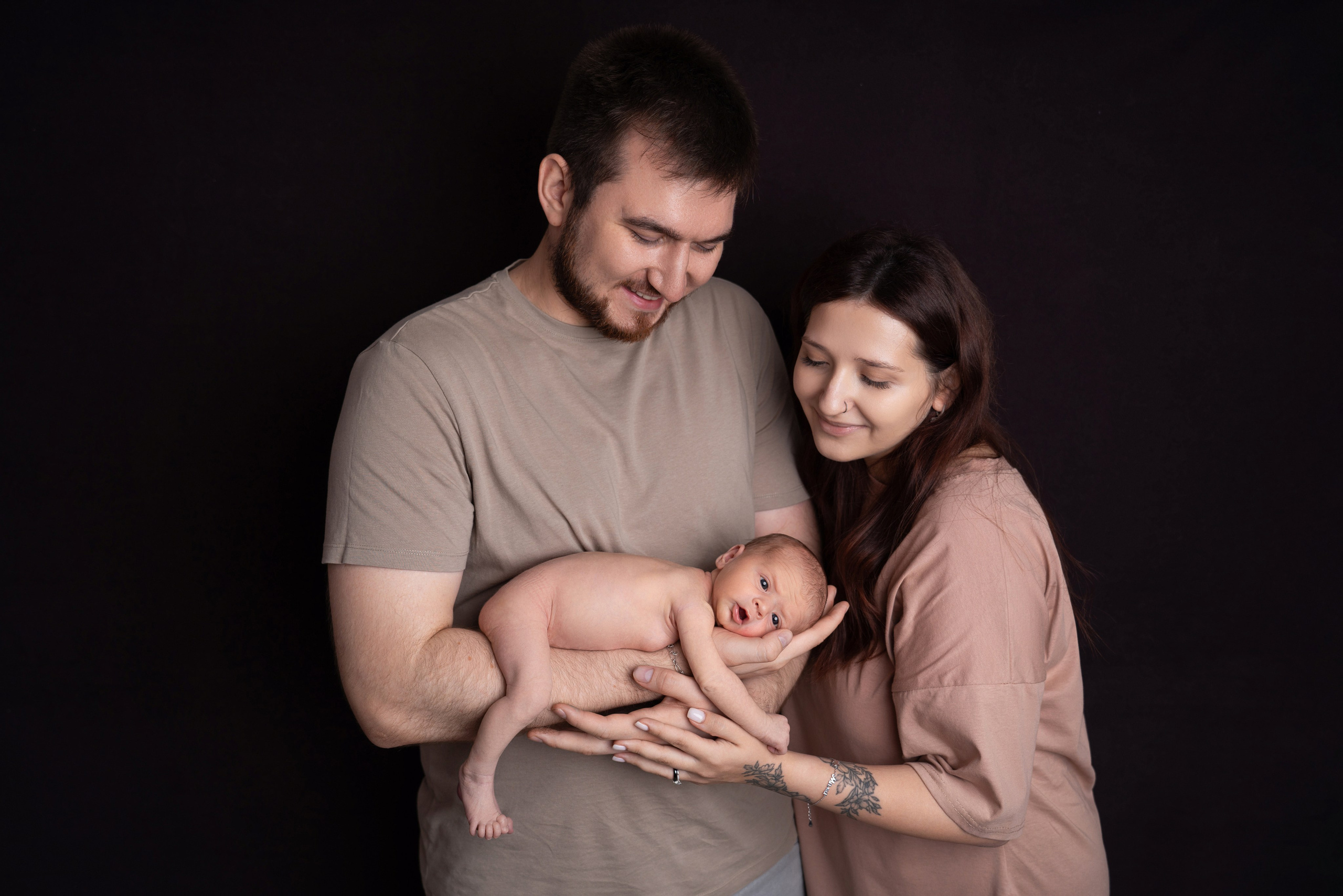 Фото с родителями/Макроснимки. Фотограф новорожденных Оренбург и свадебный фотограф Оренбург